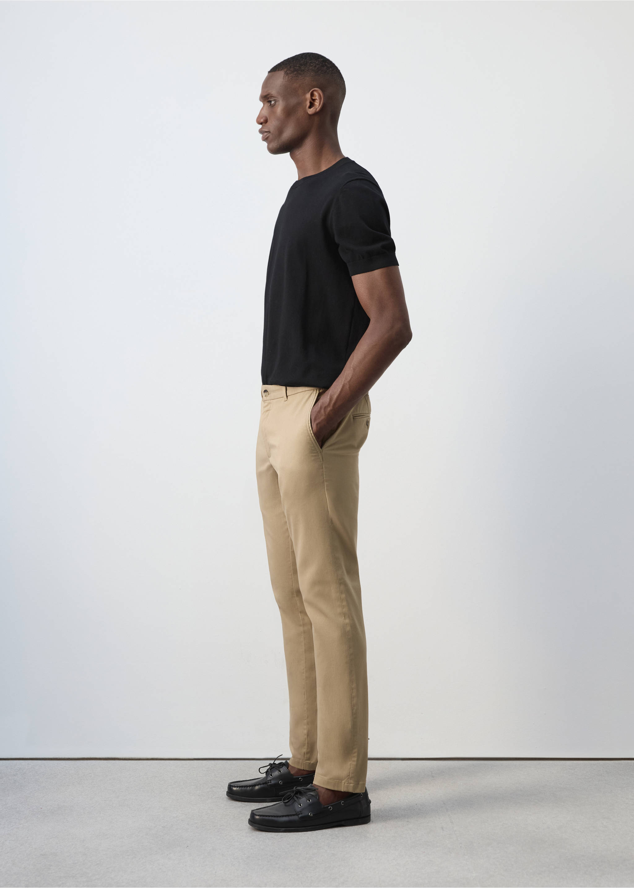 Pantalon Barna super slim-fit chino en sergé - Détail de l'article 2, Beige. Ref: 37014411-00.