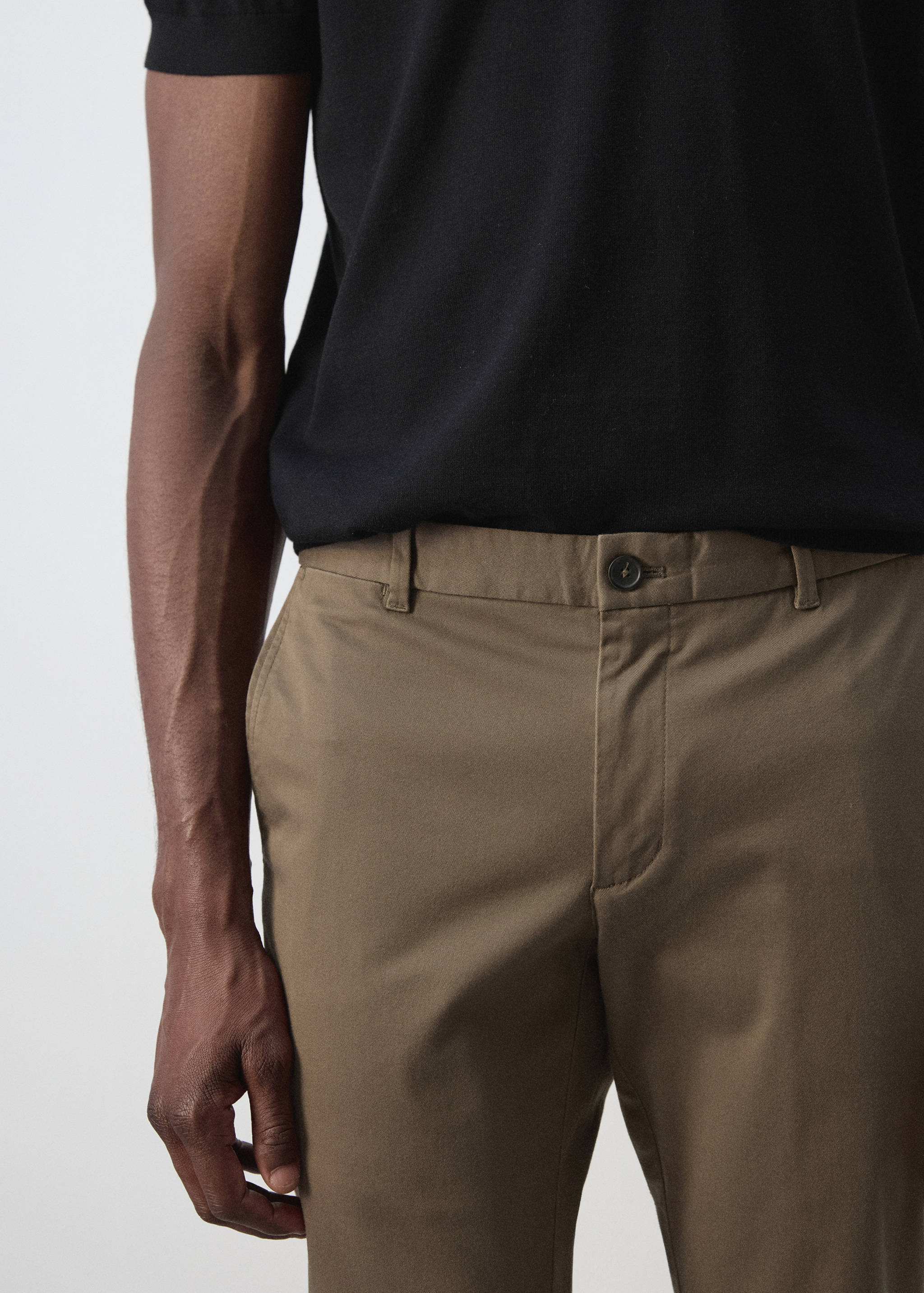 Pantalon Barna super slim-fit chino en sergé - Détail de l'article 1