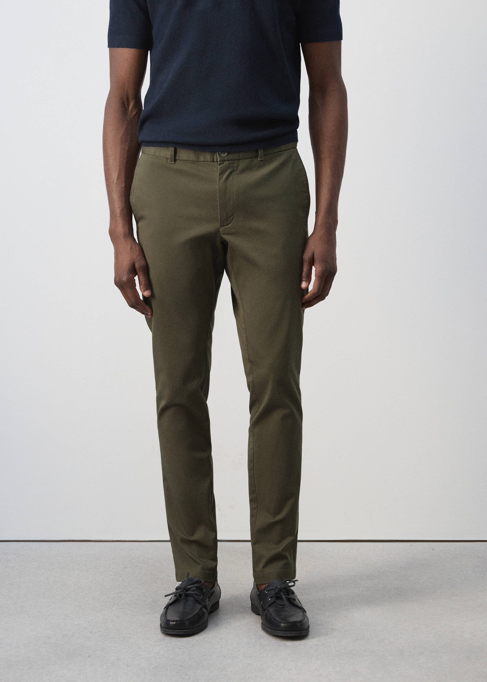 Pantalon Barna super slim-fit chino en sergé - Plan moyen
