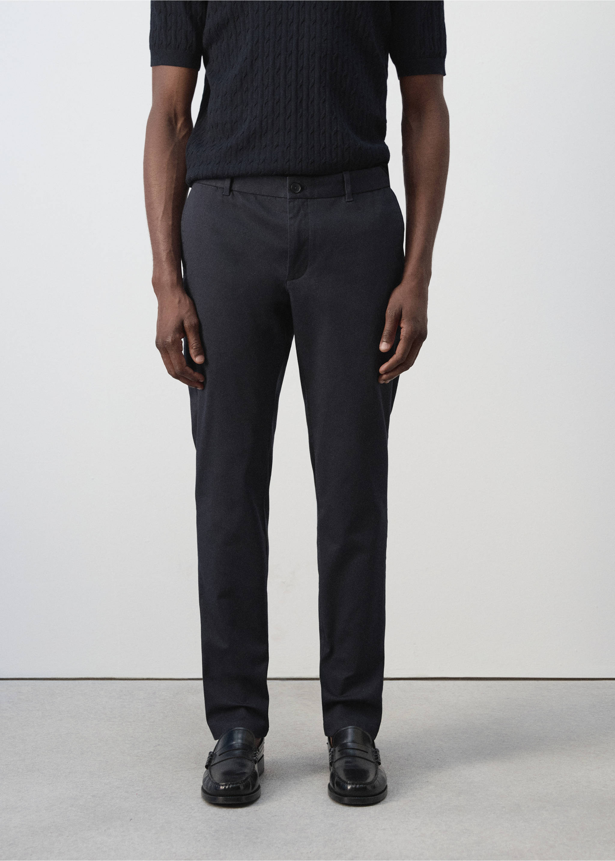 Pantalon Barna super slim-fit chino en sergé - Plan moyen, Bleu marine. Ref: 37014411-00.