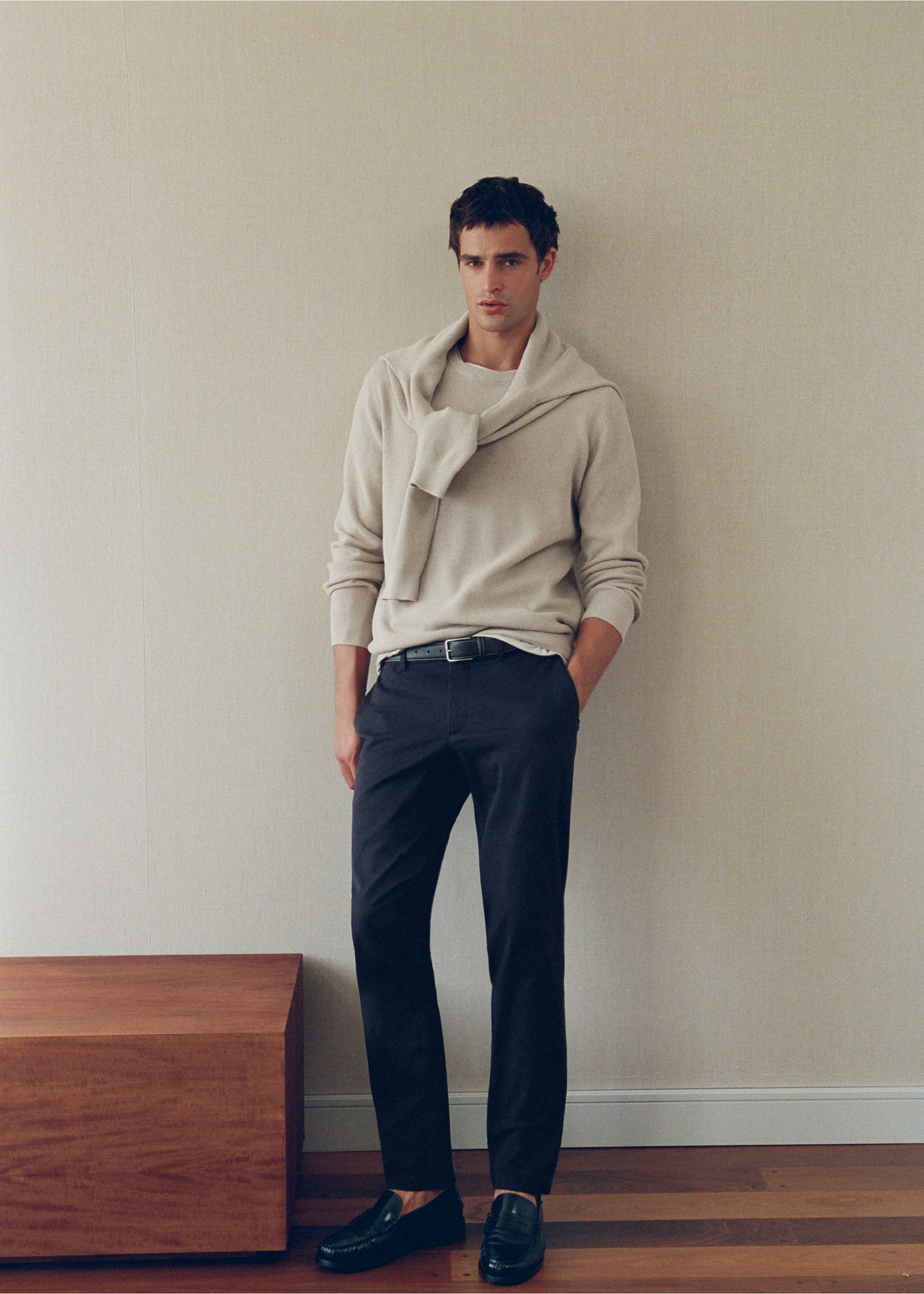 Barna slim-fit twill chino trousers - Details of the article 5, Navy. Ref: 37014411-00.