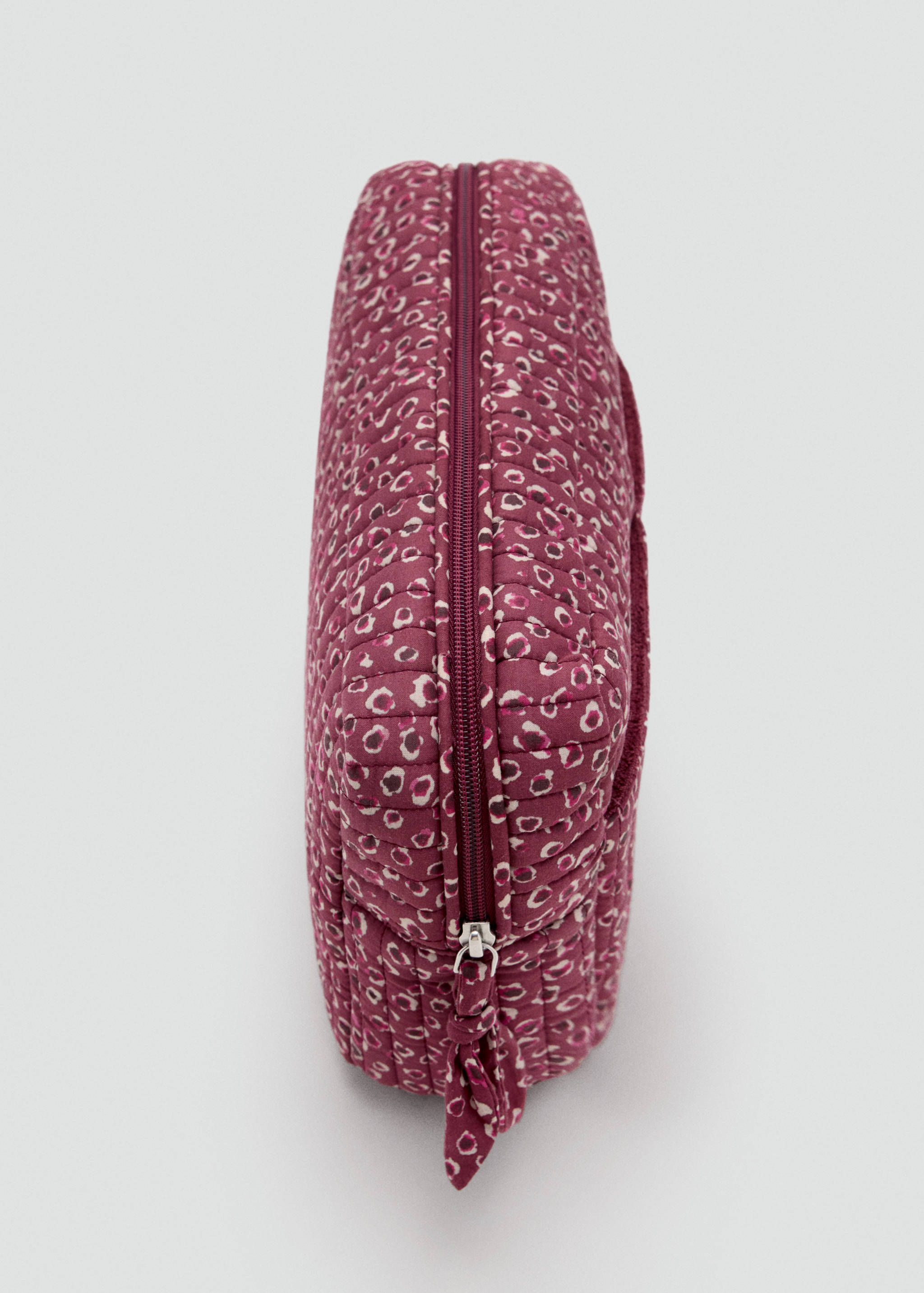 Quilted printed toiletry bag - Details of the article 1