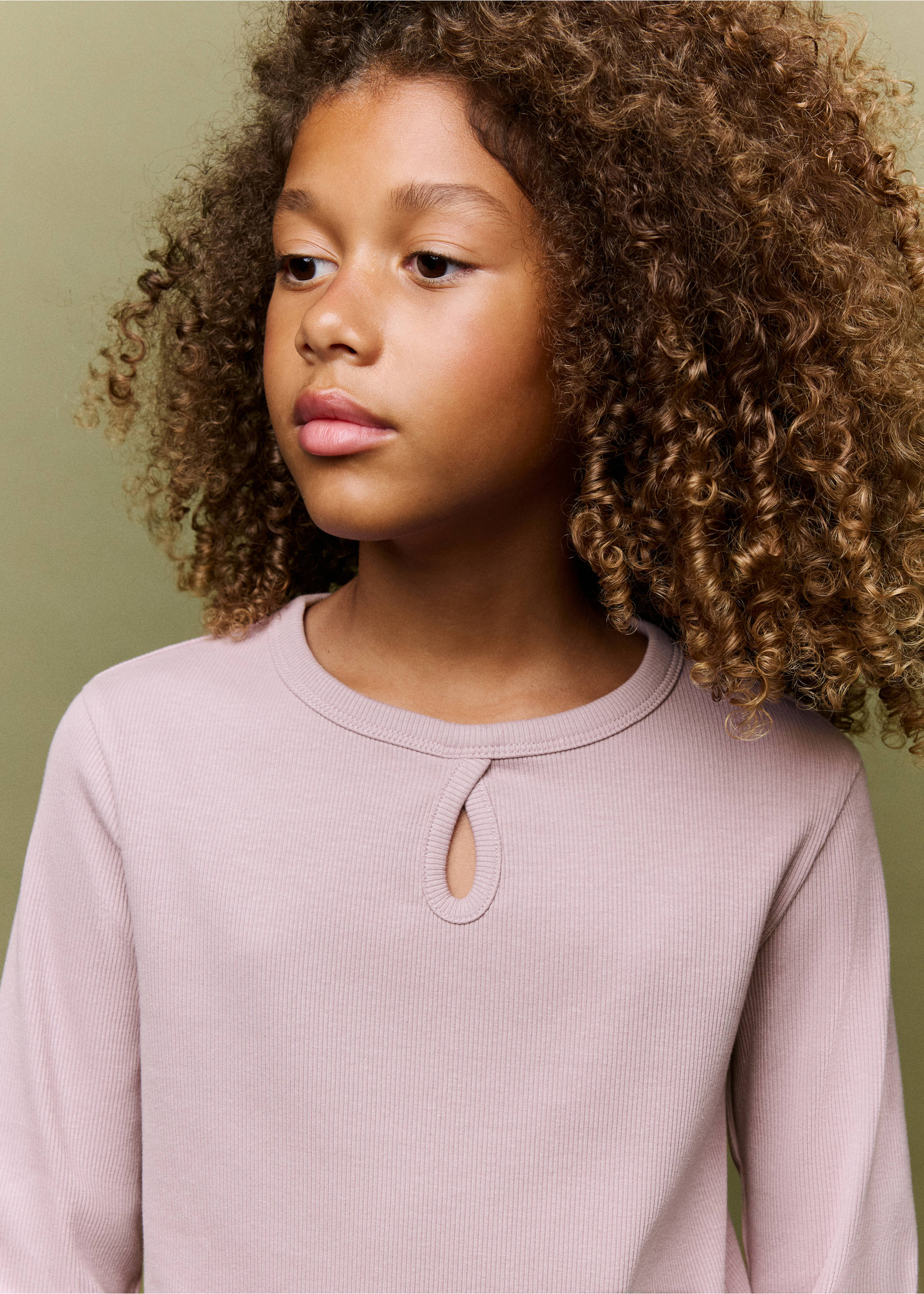 Long-sleeved t-shirt with cut-out - Details of the article 1, Light/Pastel Purple. Ref: 37014435-00.