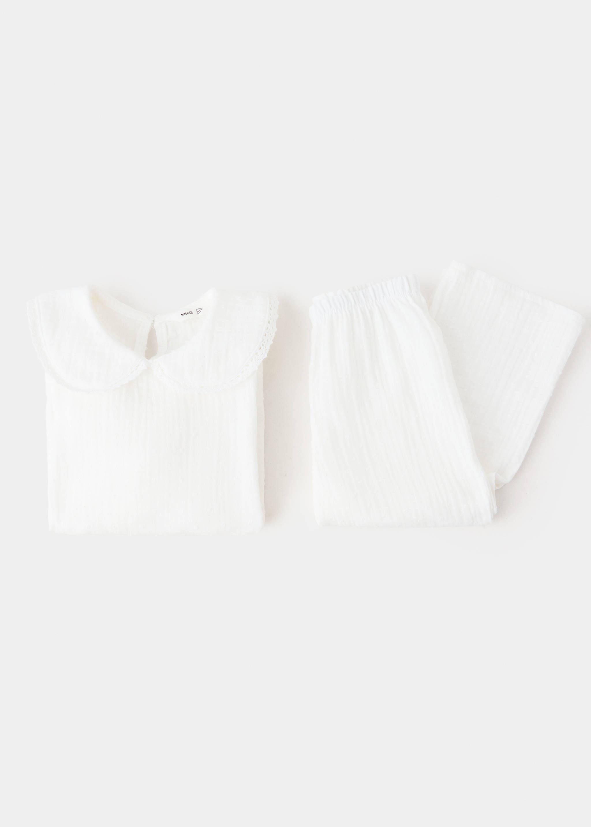 Full cotton textured pyjamas set - Details of the article 0