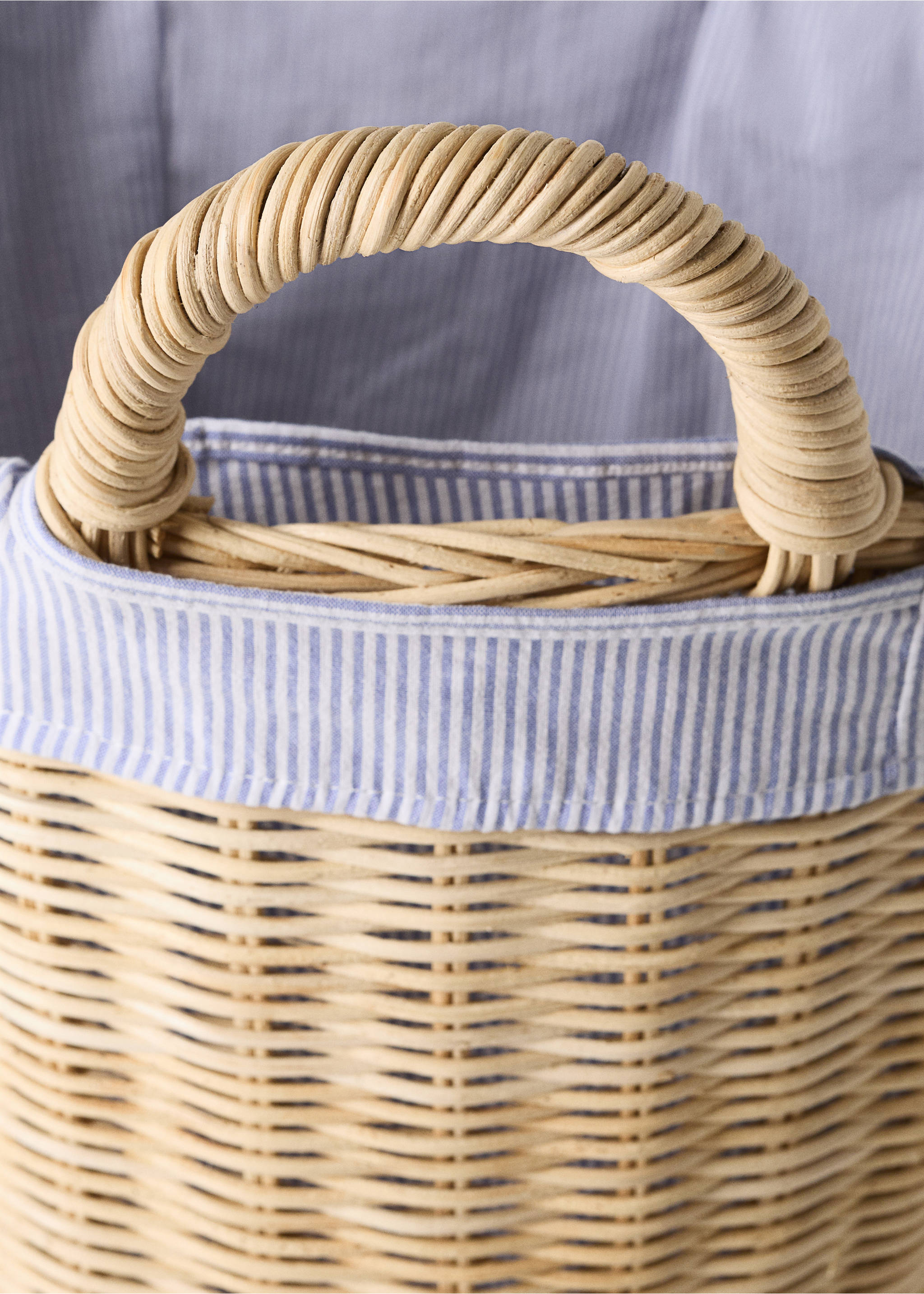 Wicker basket with handles - Details of the article 2, Brown. Ref: 37014453-00.