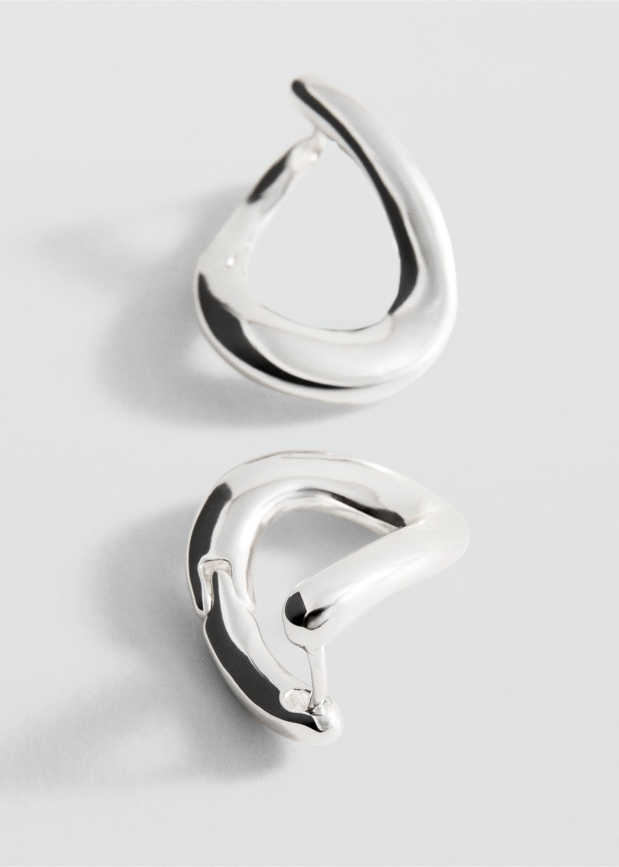 Stainless steel semi-hoop earrings - Details of the article 1, Silver. Ref: 37014458-00.