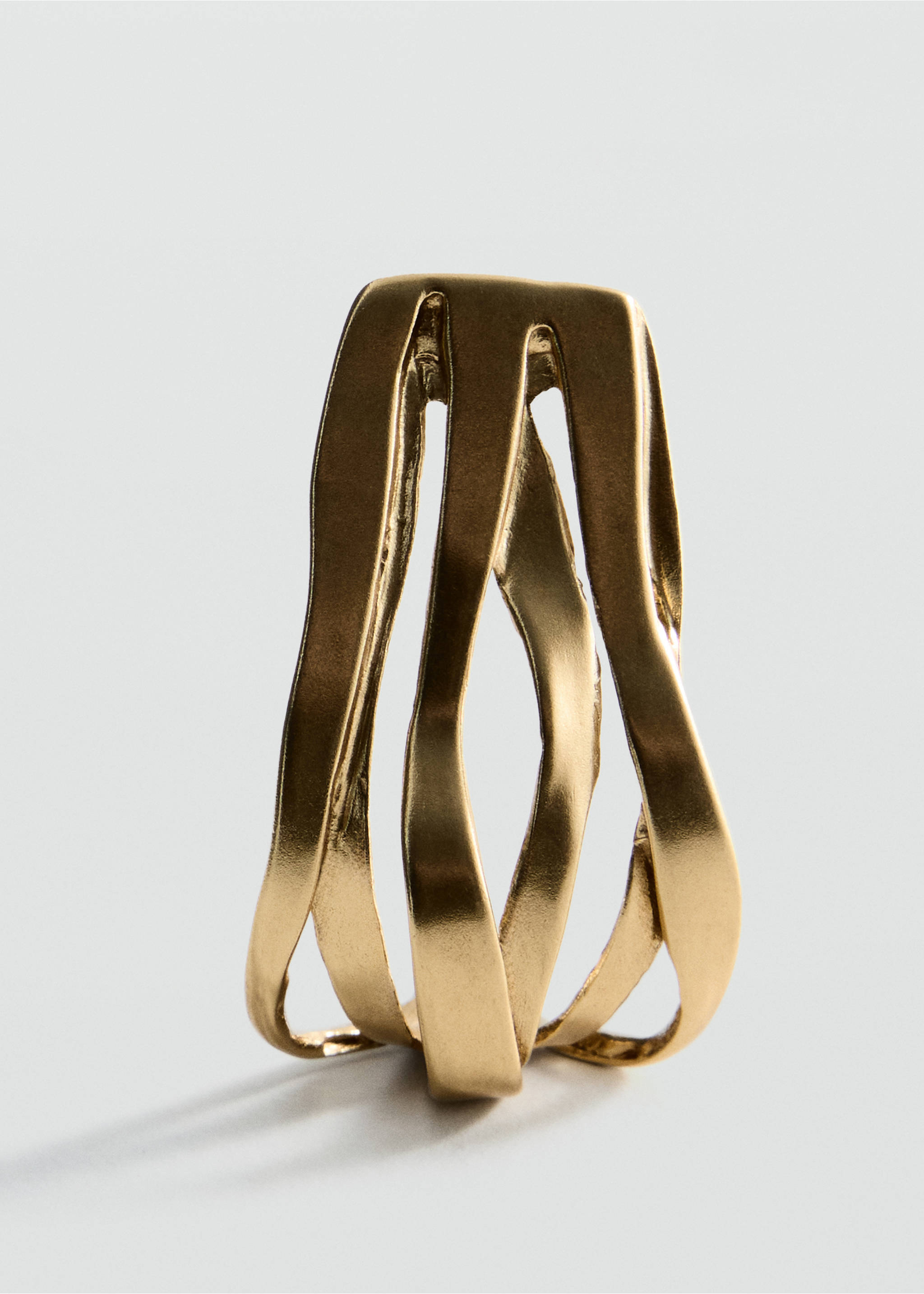 Relief earrings - Details of the article 1, Gold. Ref: 37014459-00.