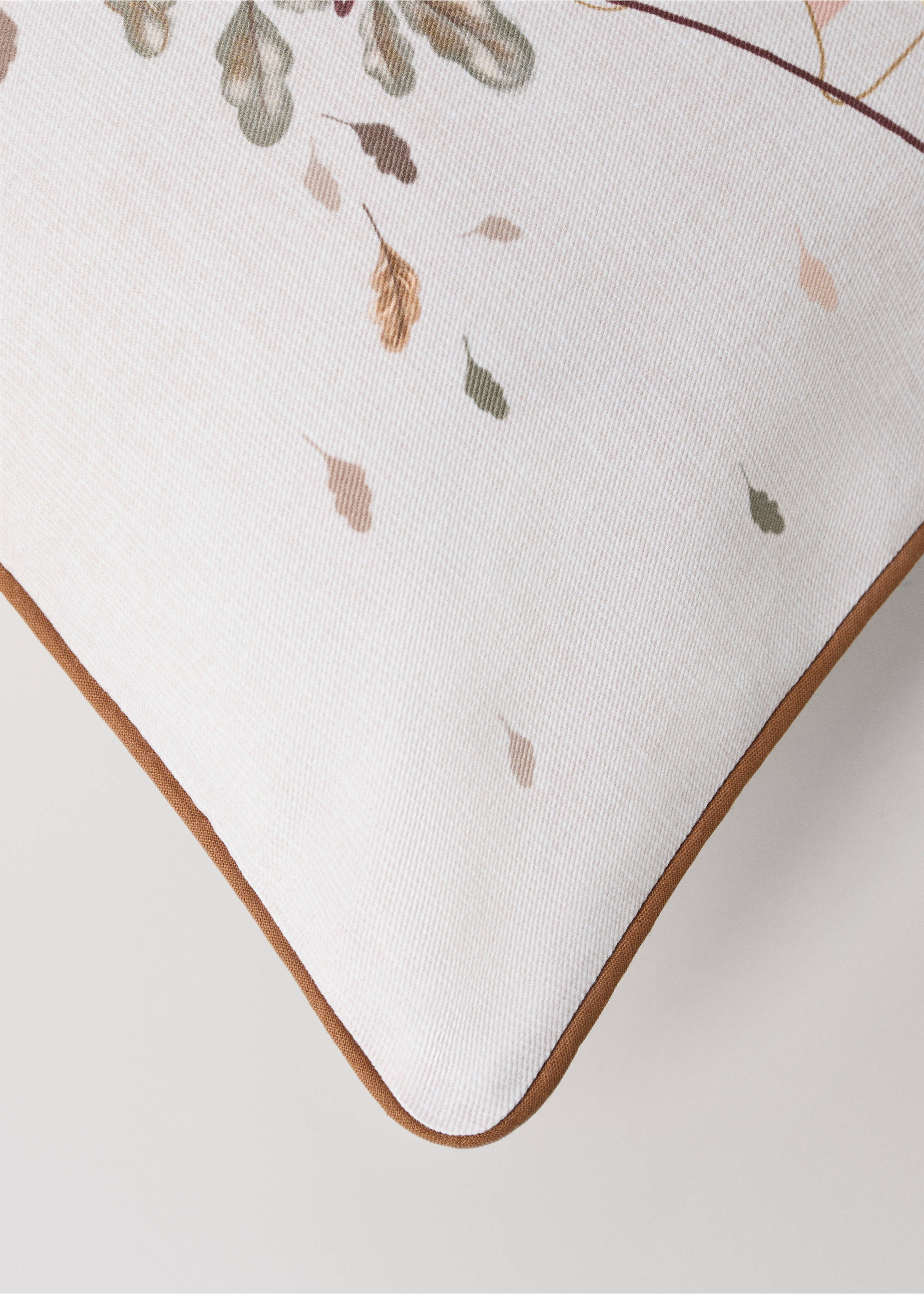 100% cotton cushion cover, 30 x 40 cm - Details of the article 1, Sand. Ref: 37014460-00.