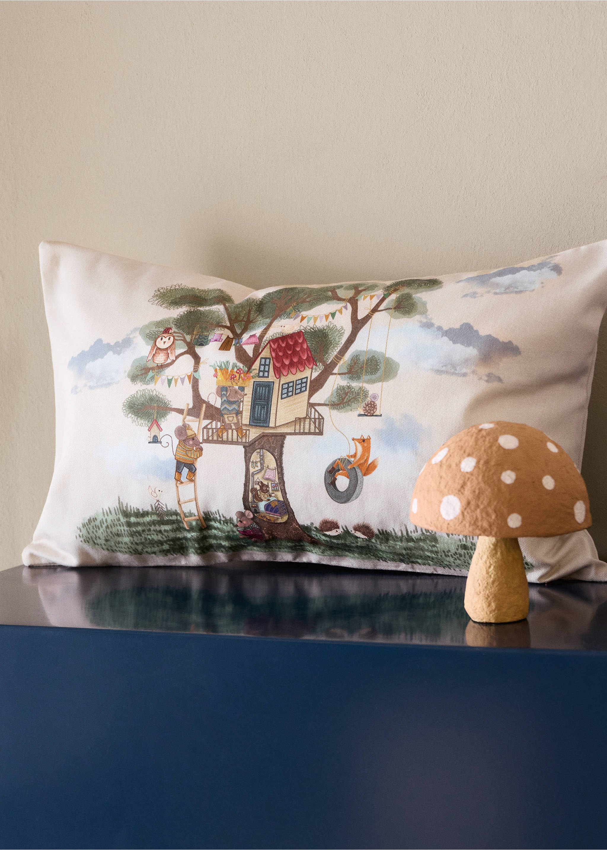 Printed cushion cover, 30 x 50 cm - General plane, Ivory White. Ref: 37014463-00.