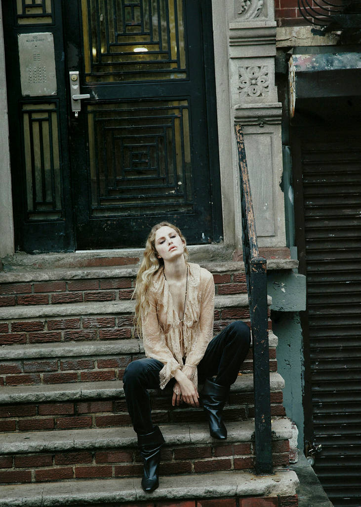 Lace frill blouse — Sand