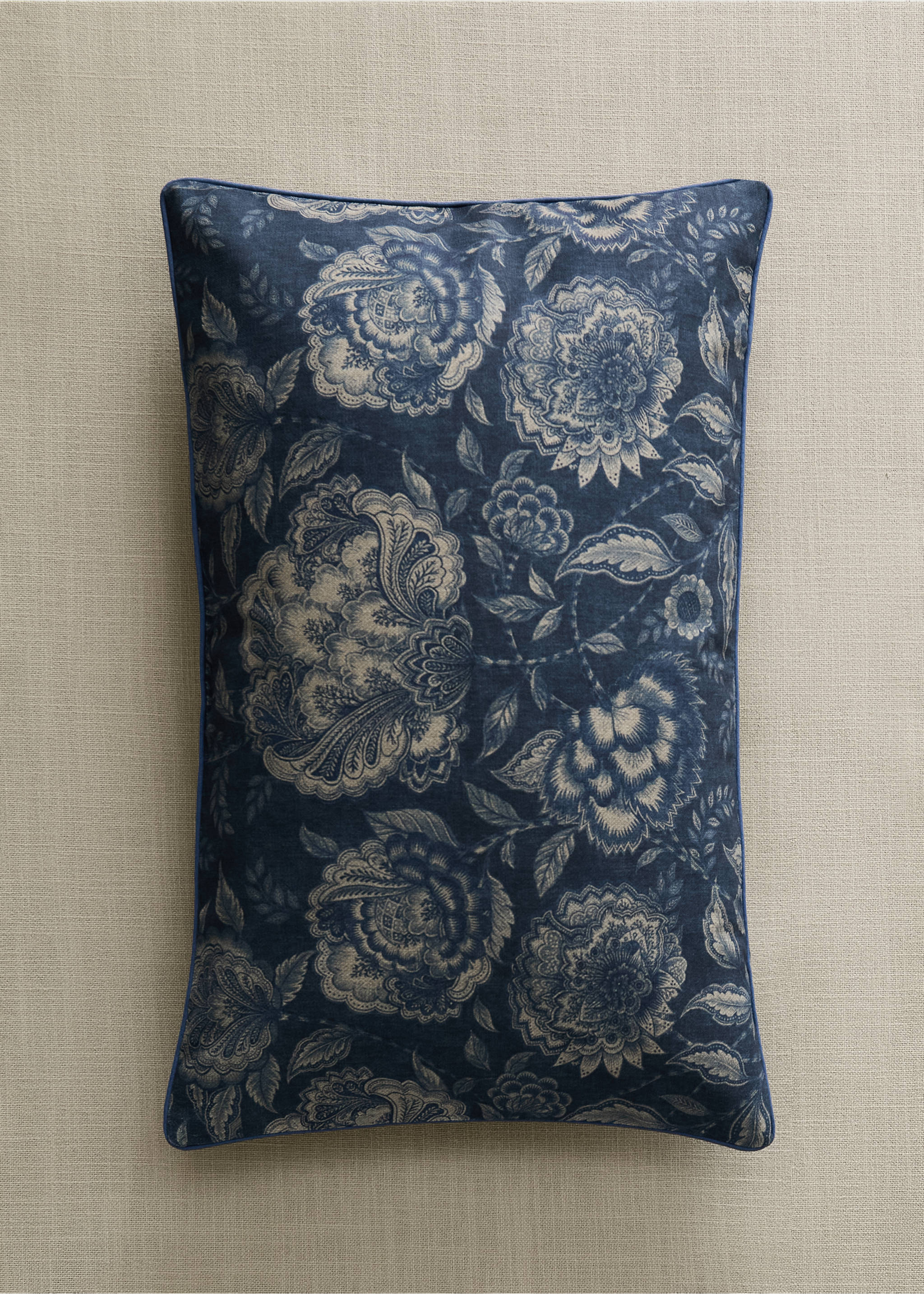 Floral cotton cushion cover 40 x 60 cm - General plane, Blue. Ref: 37014474-00.