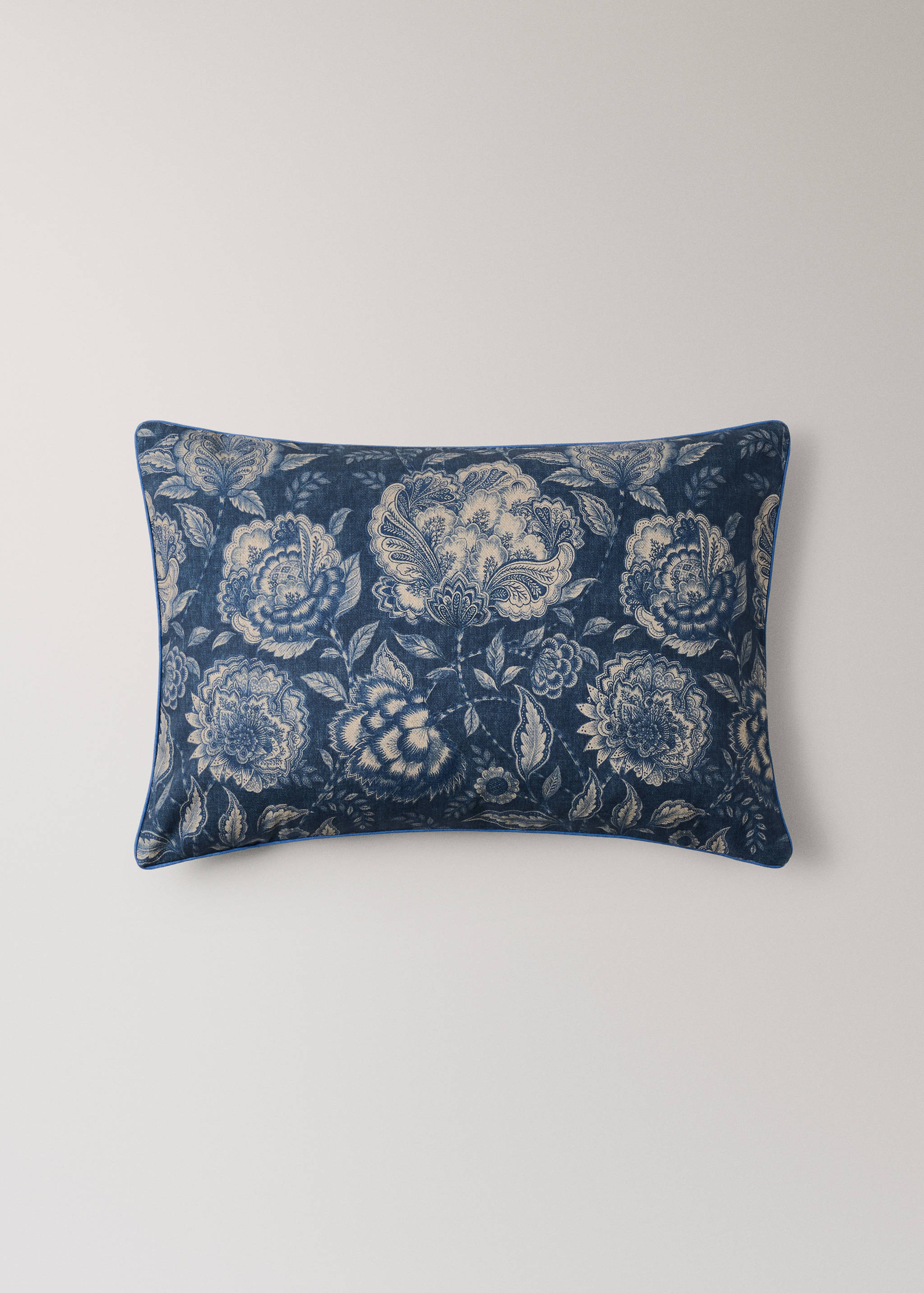 Floral cotton cushion cover 40 x 60 cm - Article without model