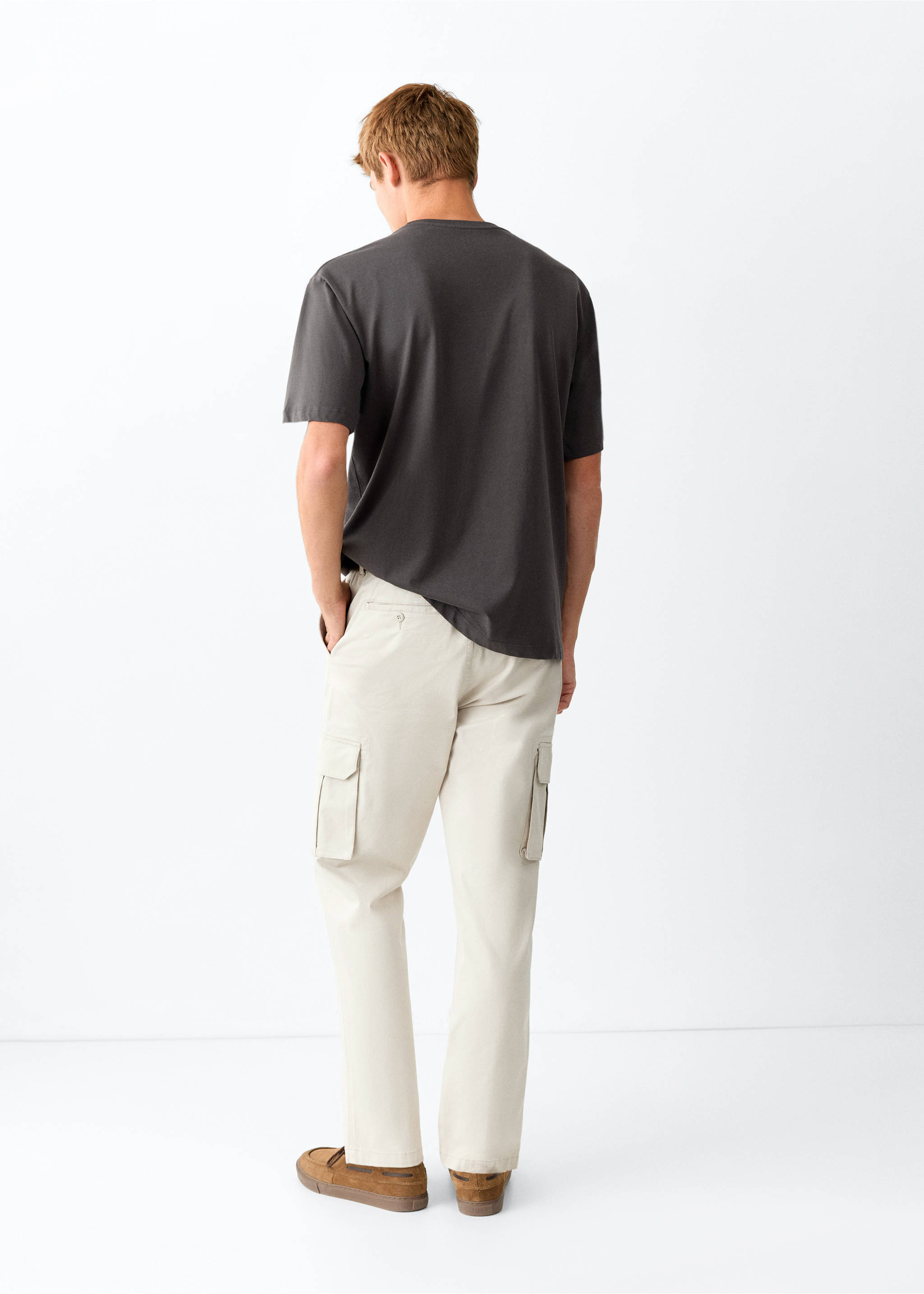 Pantalón recto cargo - Reverso del artículo, Gris claro/pastel. Ref: 37014783-00.