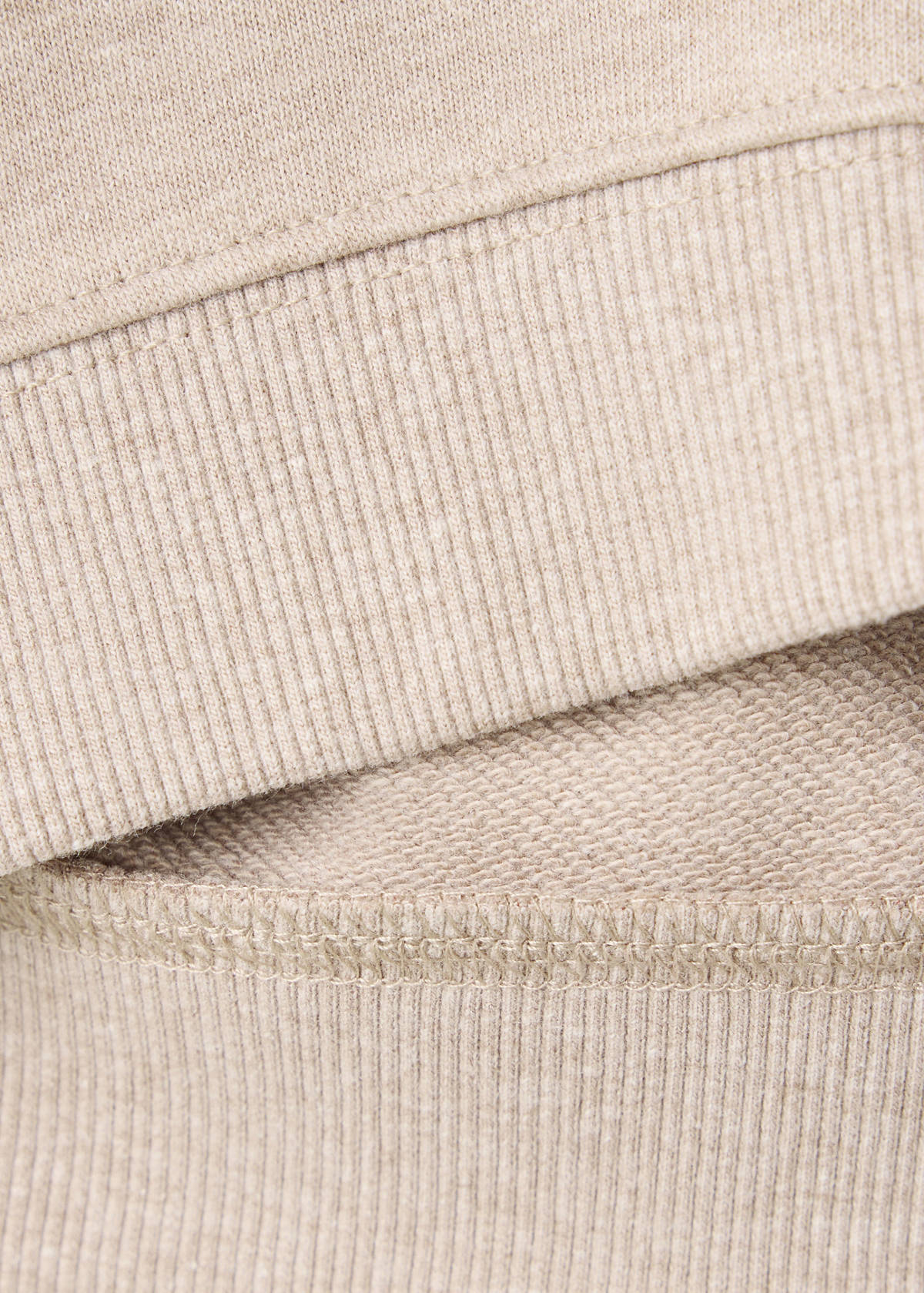 Relaxed sweatshirt with textured detailing — Sand