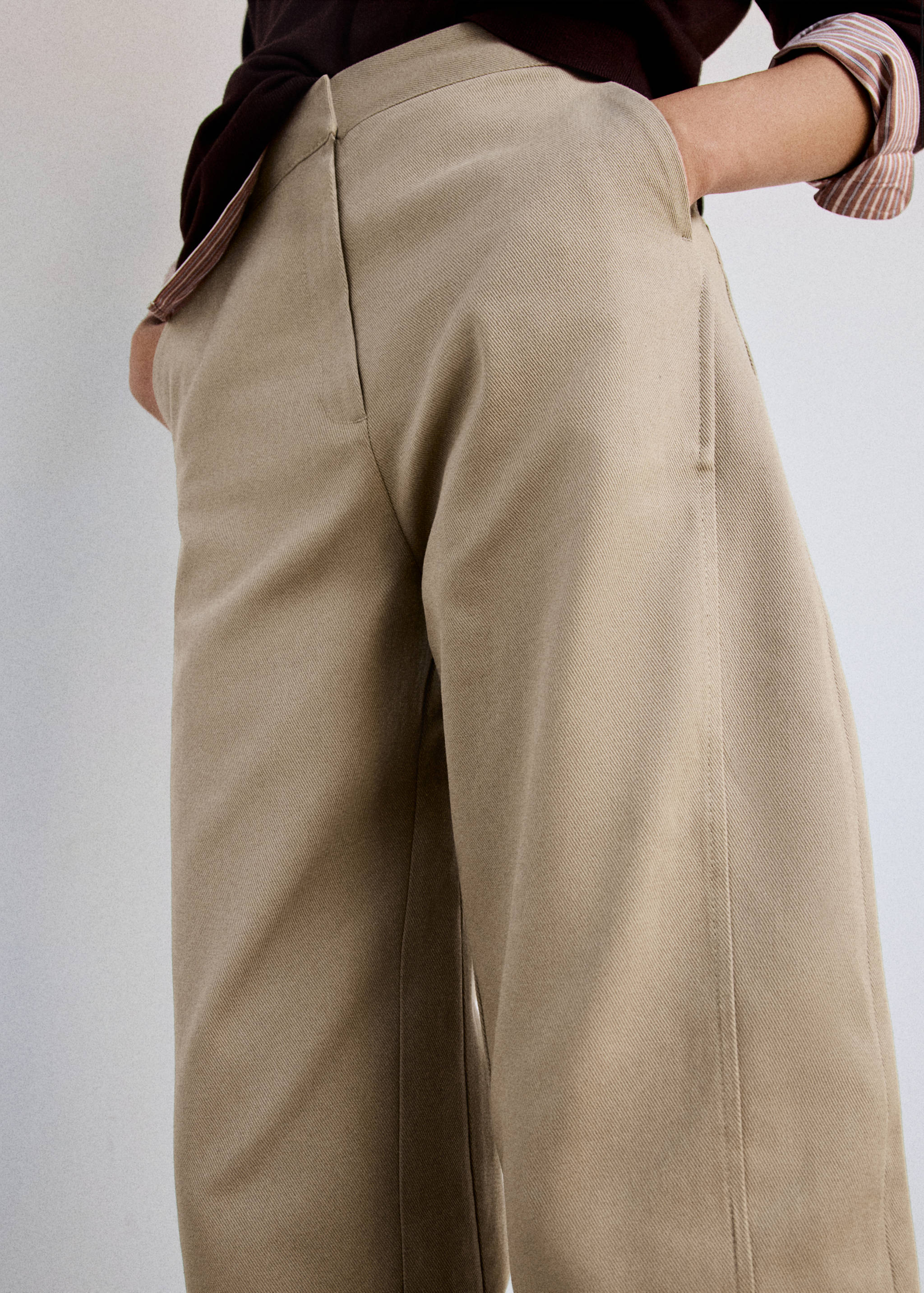 Pantalons bombatxos pinces - Detall de l'article 3