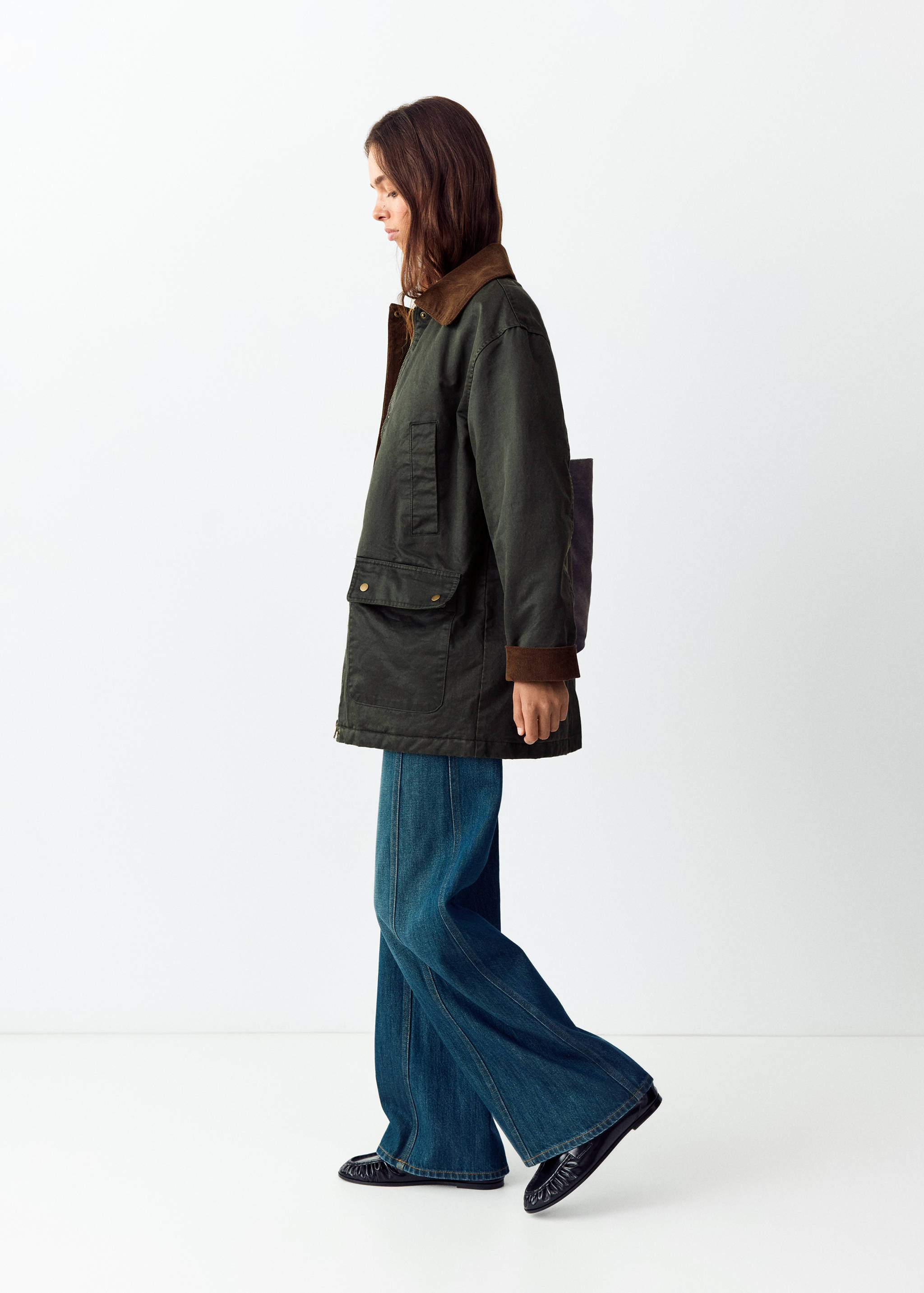 Cotton parka with corduroy collar - Details of the article 2