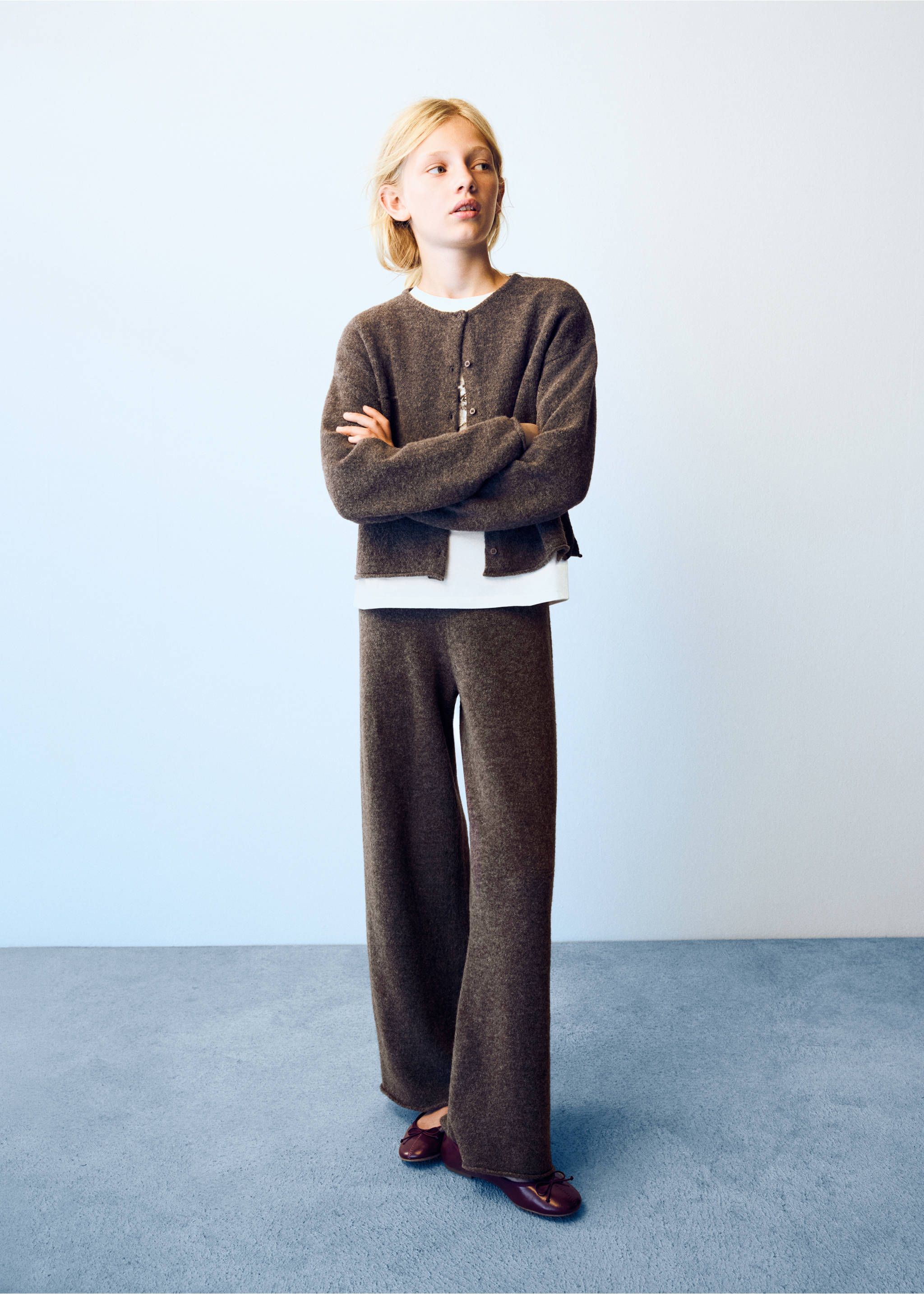 Buttoned knit cardigan - General plane, Brown. Ref: 37015163-00.