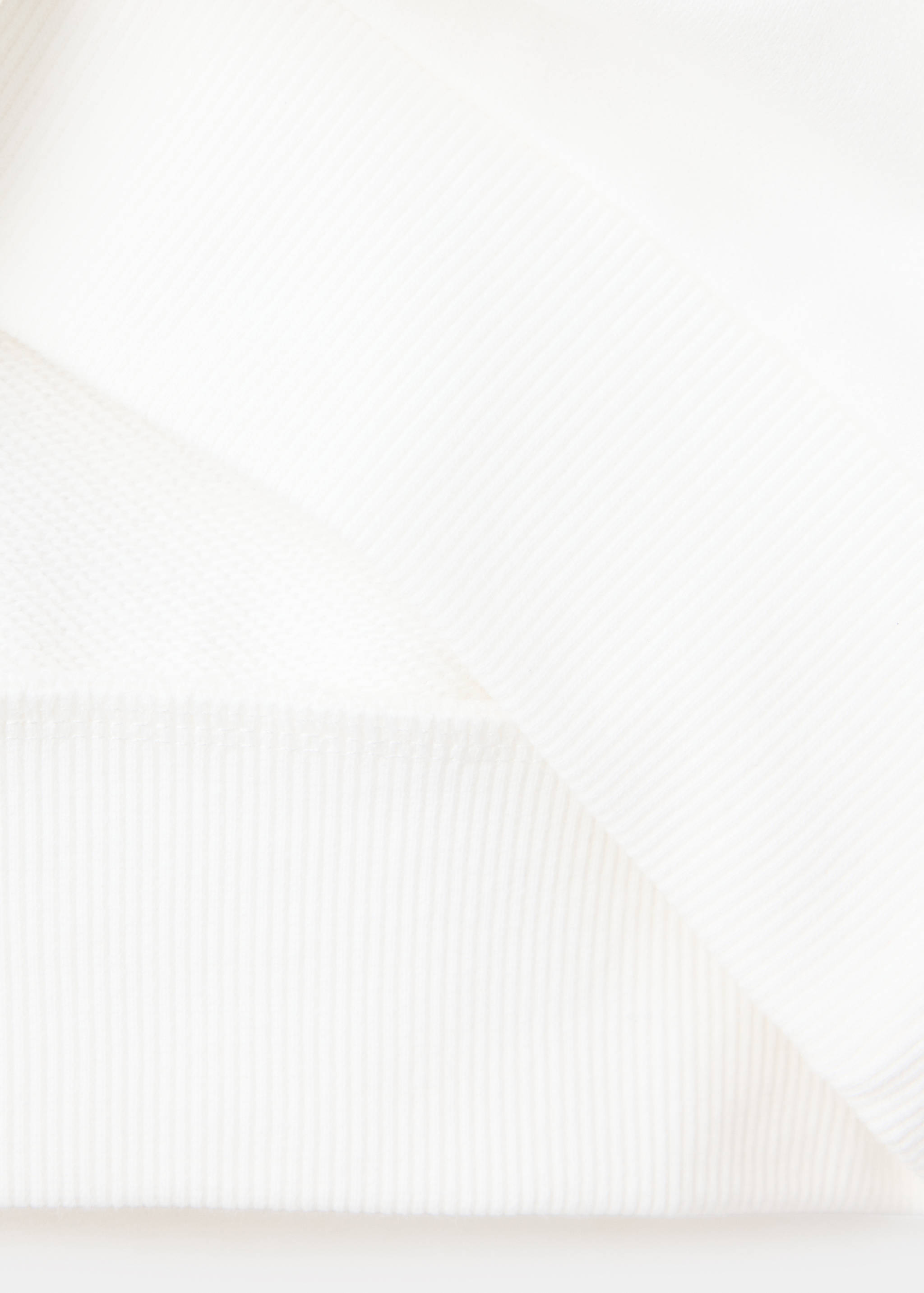 Sweatshirt with embroidered detail - Details of the article 0