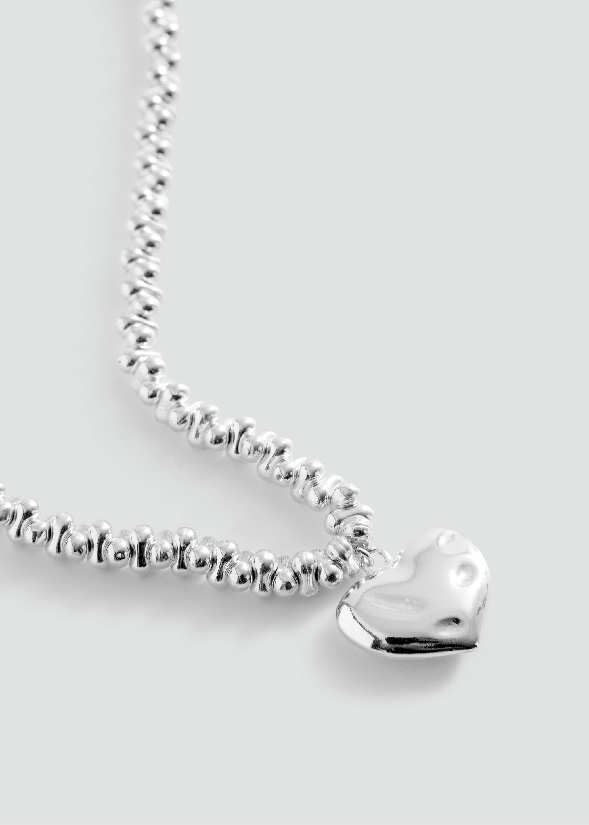 Silver-coloured beaded collar necklace with a puffy heart pendant., Silver. Ref: 37015196-00.