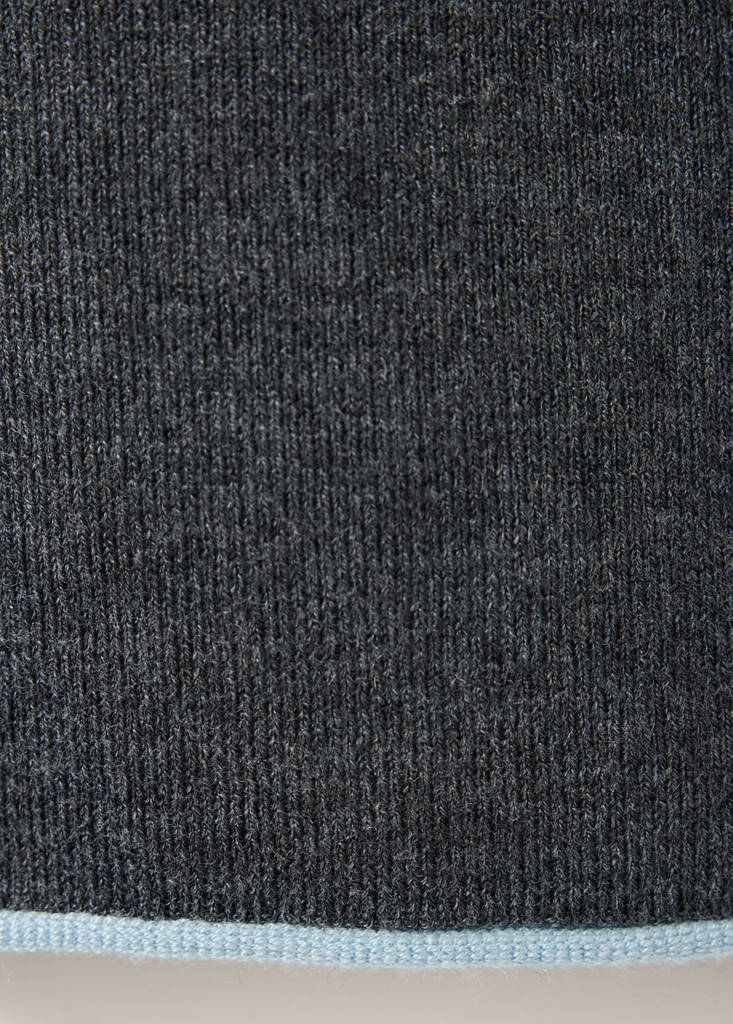 Ribbed knit jumper with contrast edging — Grey