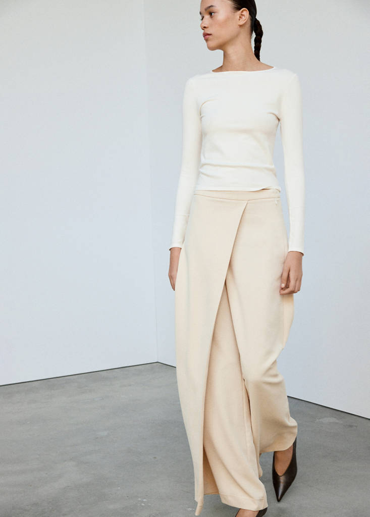 Fitted boat neck jumper — Ecru