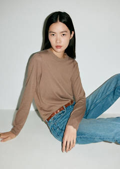 Fine-knit crew-neck sweater — Medium Brown 1