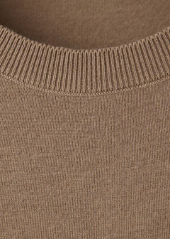 Fine-knit crew-neck sweater — Medium Brown 9