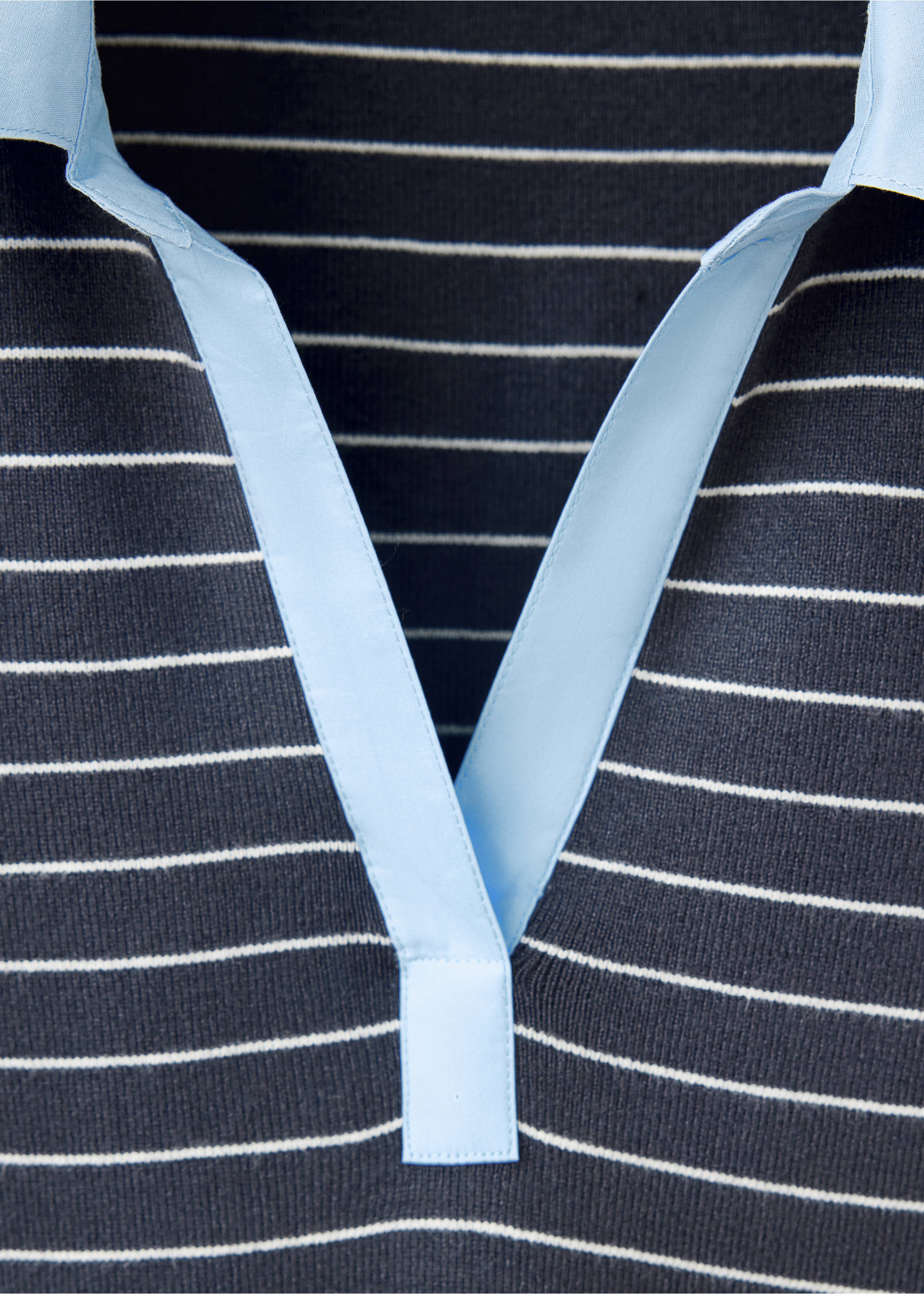 Fitted striped jersey with shirt collar - Details of the article 8, Medium Heather Grey. Ref: 37015842-00.