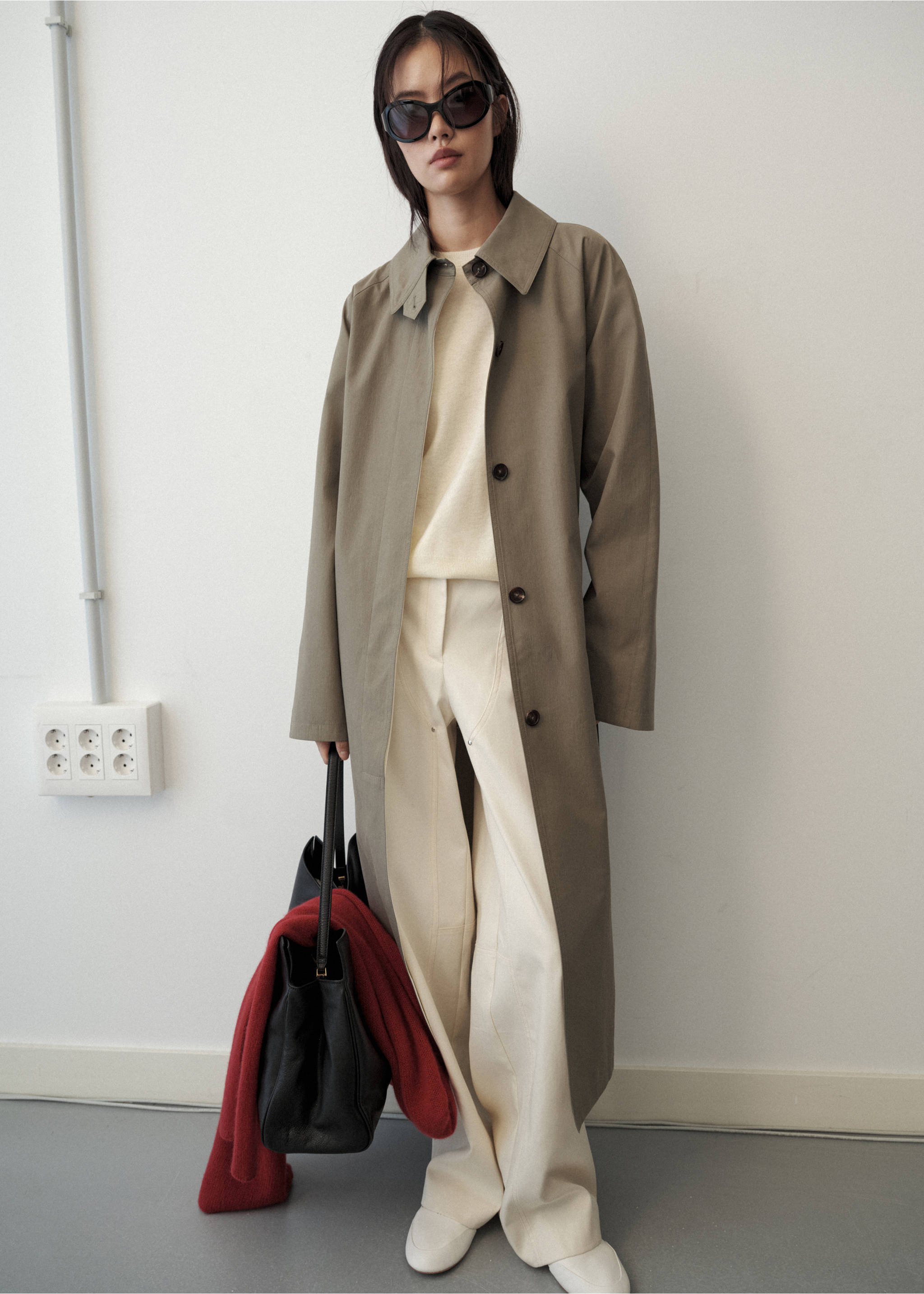 100% wool round-neck sweater - General plane, Pastel Yellow. Ref: 37015843-00.