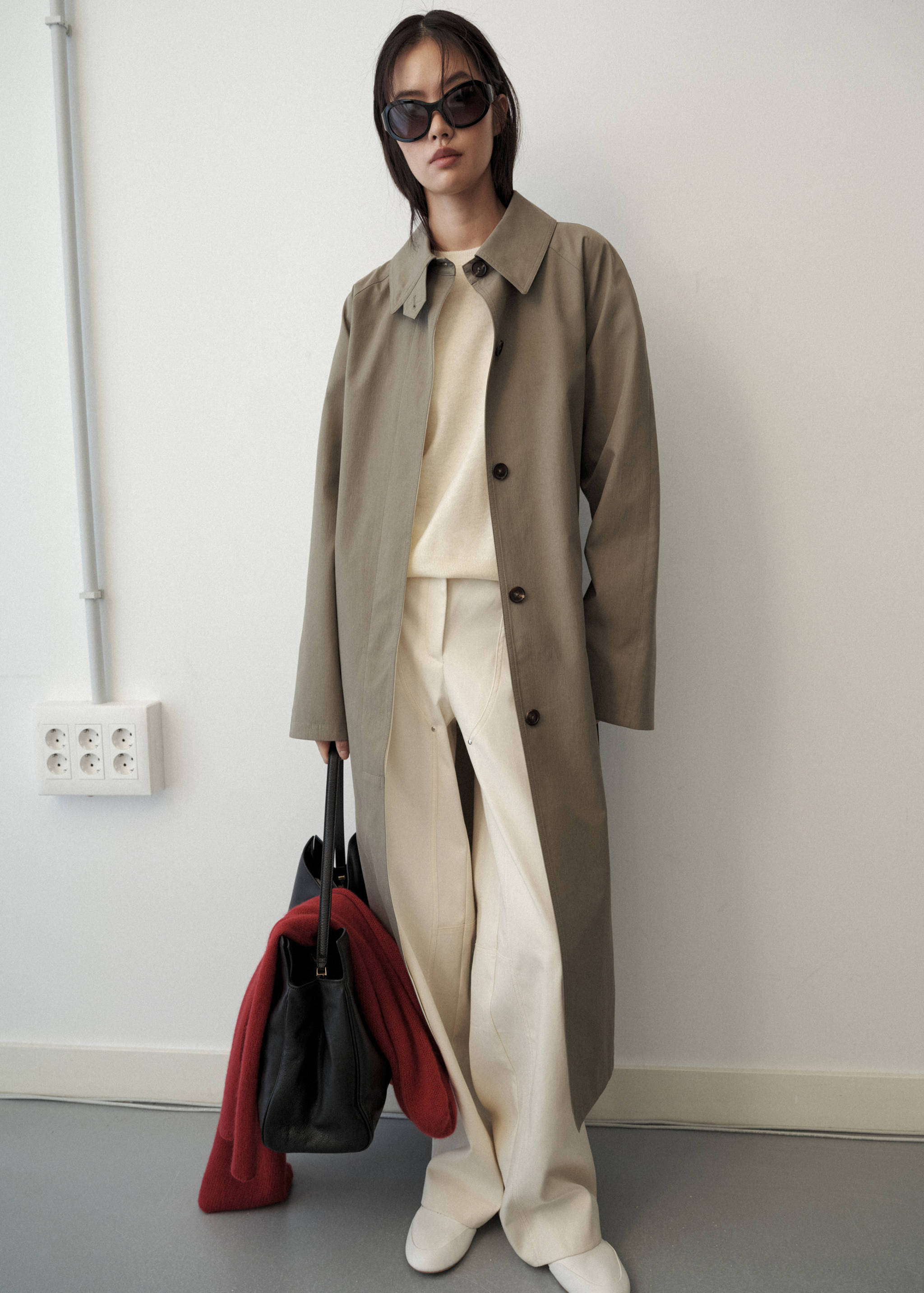 100% wool round-neck sweater - General plane