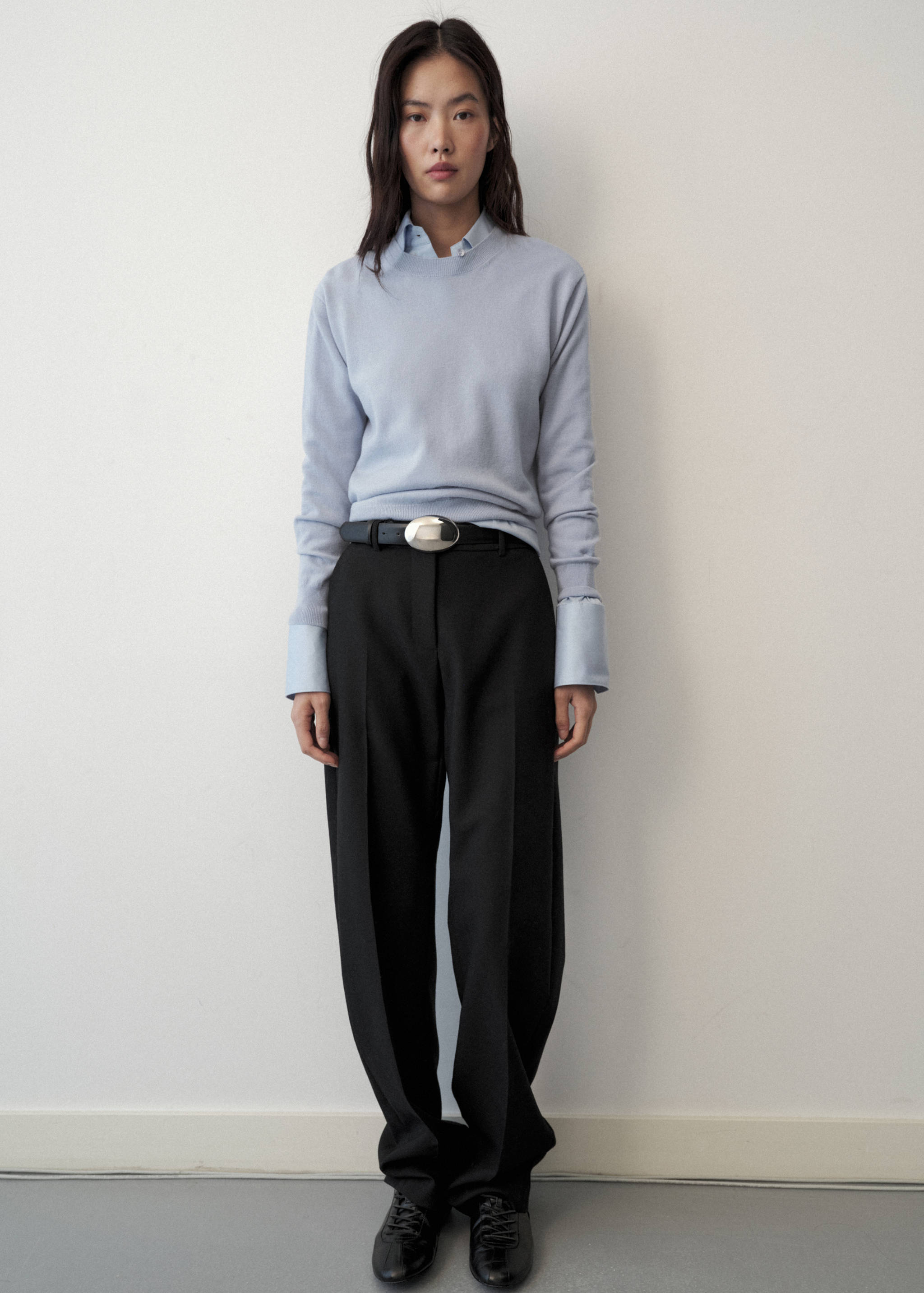 100% wool round-neck sweater - General plane
