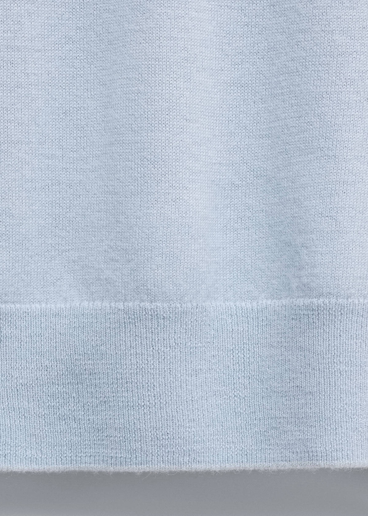 100% wool round-neck sweater — Sky Blue