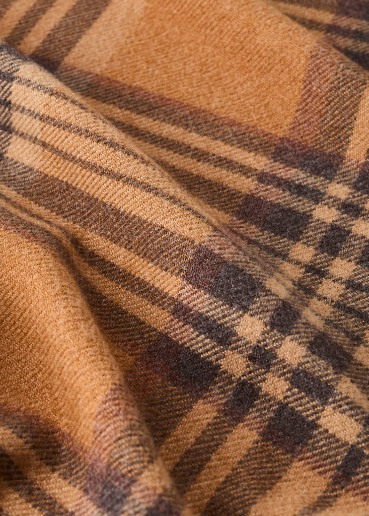 Soft throw with striped design and fringe detail — Ochre