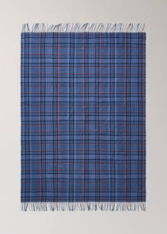 Tartan check throw with fringes — Blue 4