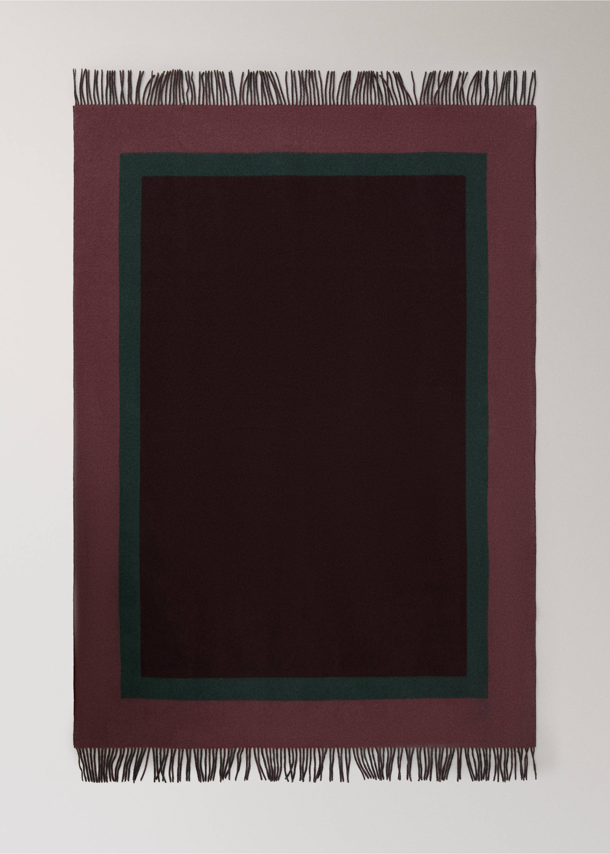 Wool blanket with fringe finish - Details of the article 3, Dark Red. Ref: 37015846-00.
