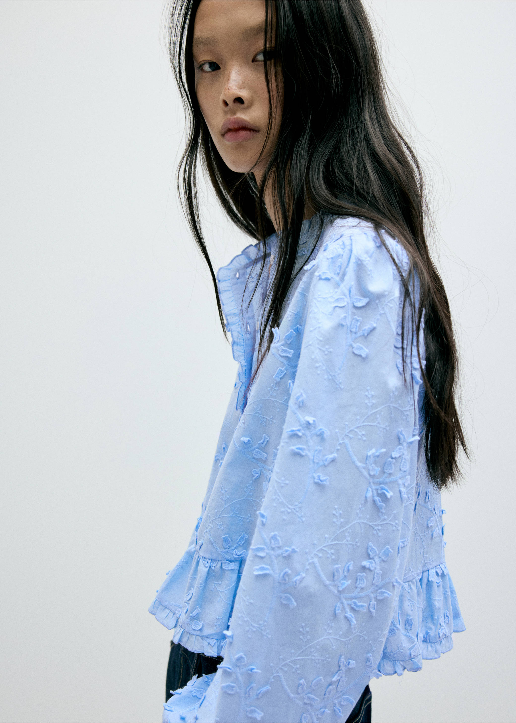 Embroidered blouse with frill detail - Details of the article 3, Blue. Ref: 37015851-00.
