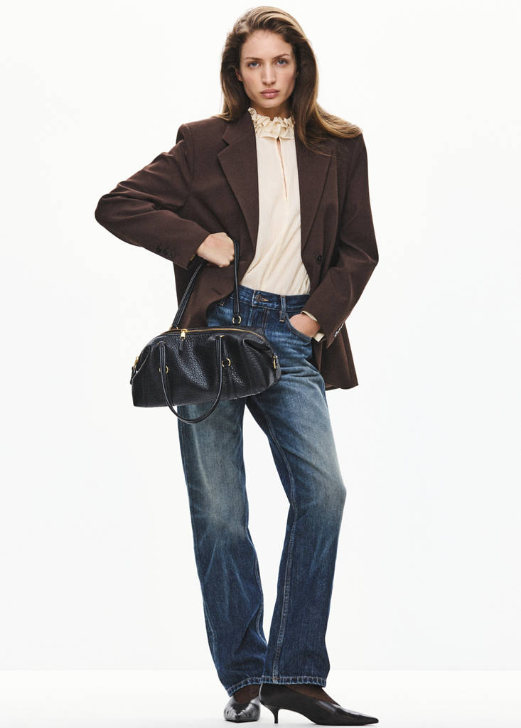 Flowy ruffle blouse — Ecru