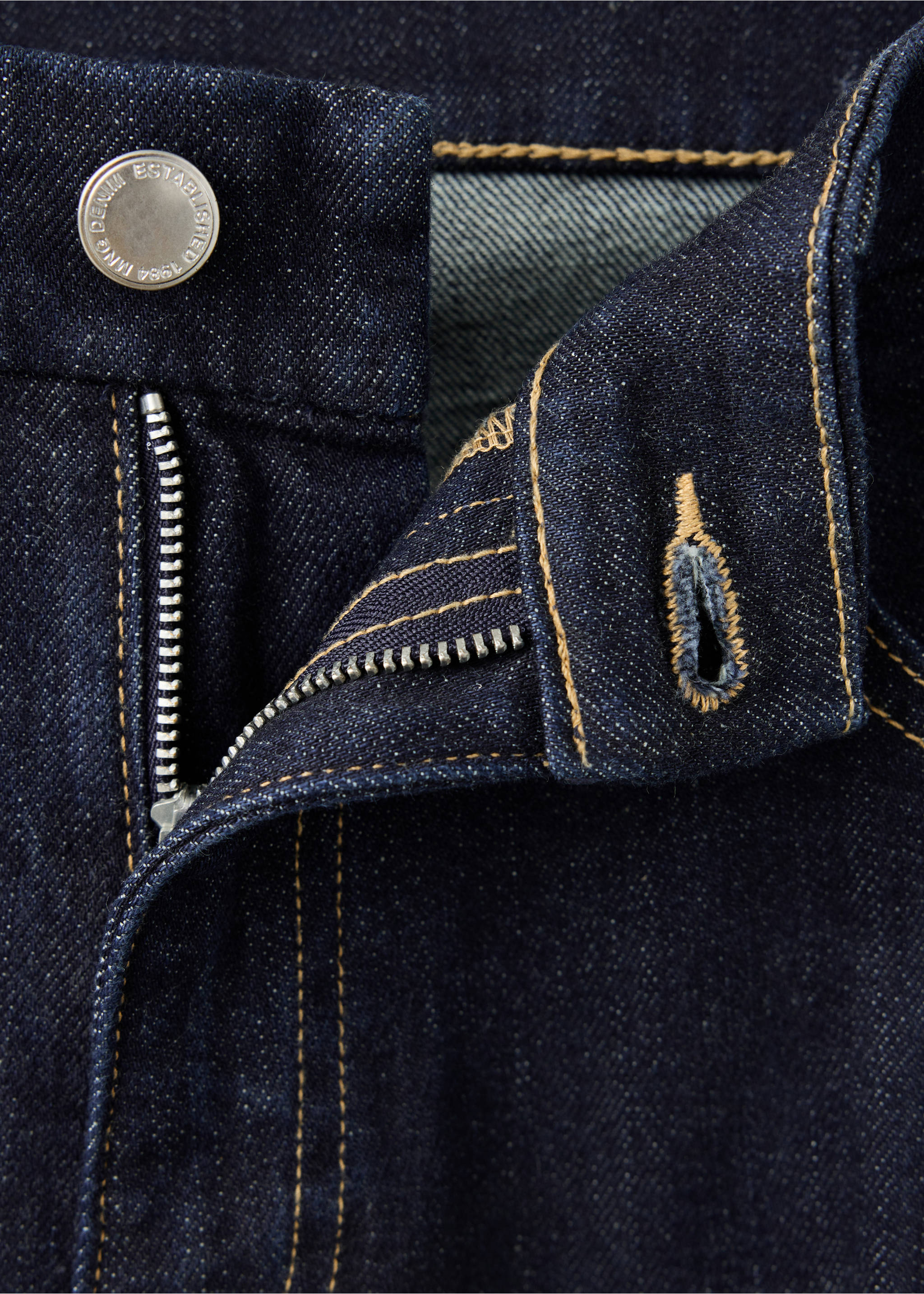 High waist flare jeans - Details of the article 8, Open Blue. Ref: 37015863-00.