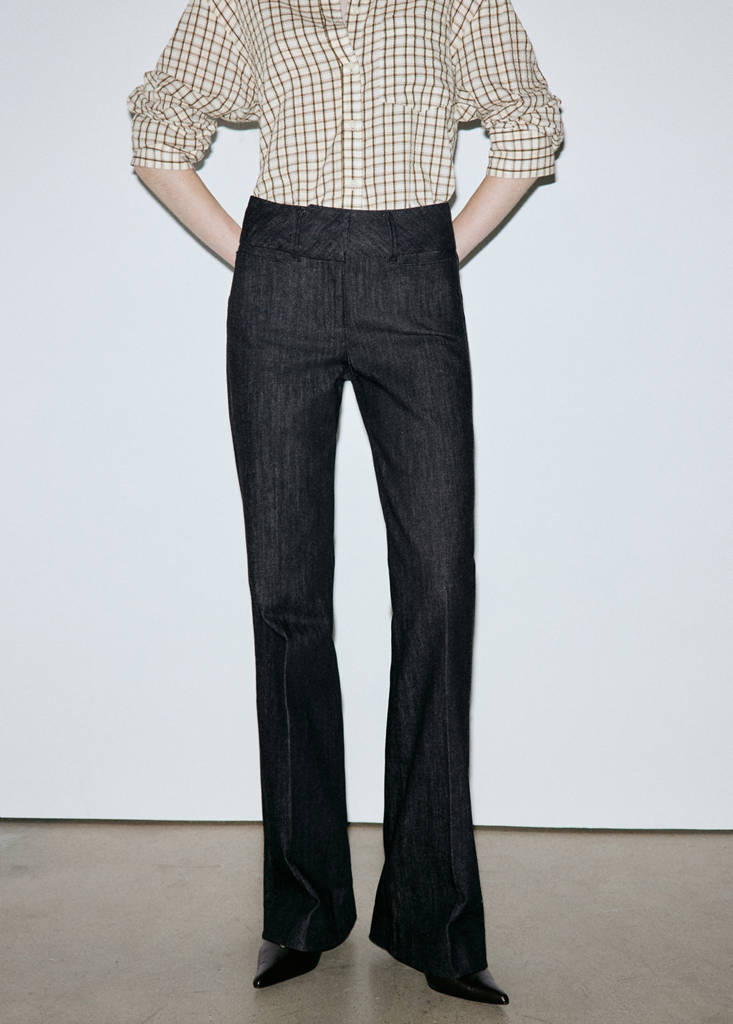 Mid-rise flared jeans — Black