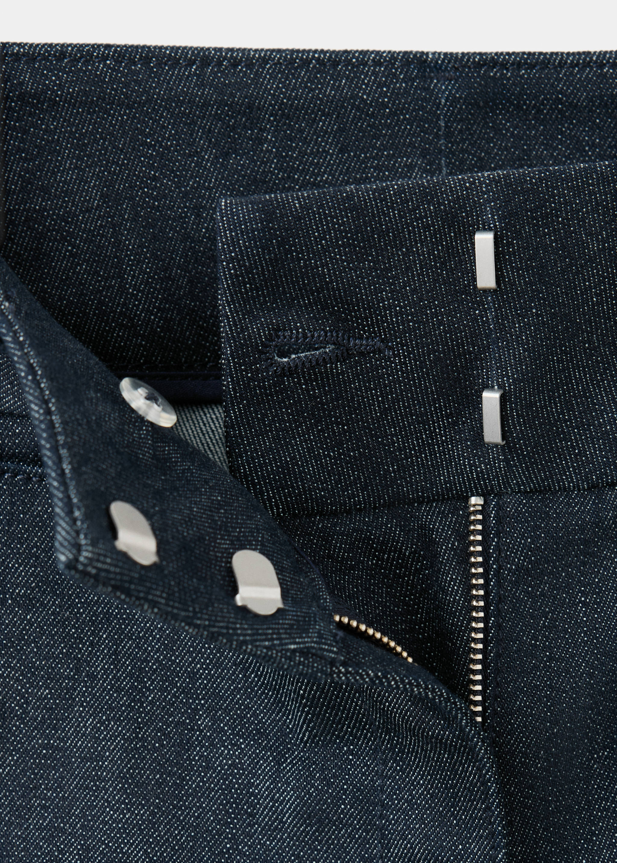 Mid-rise flared jeans - Details of the article 8