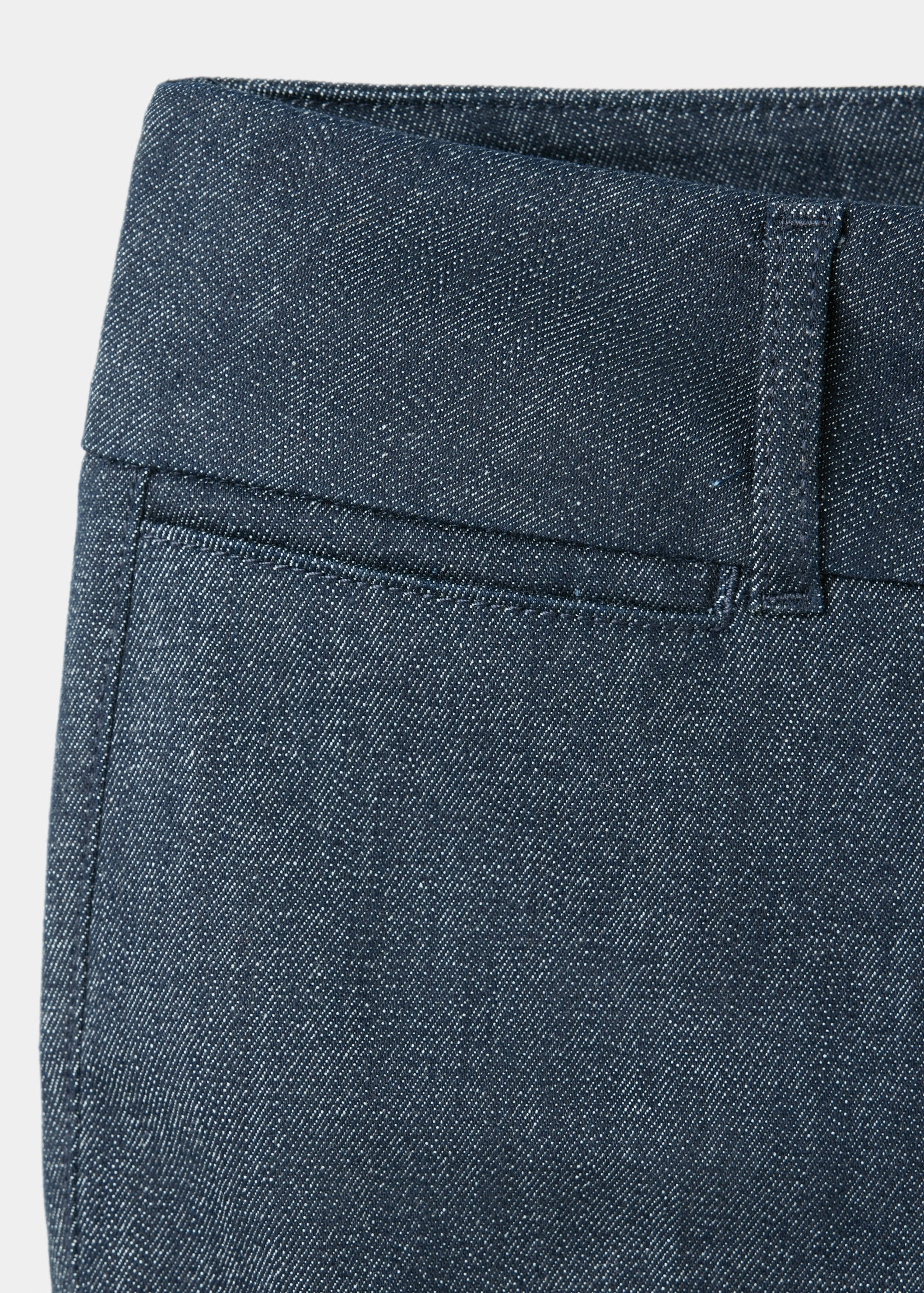 Mid-rise flared jeans - Details of the article 0