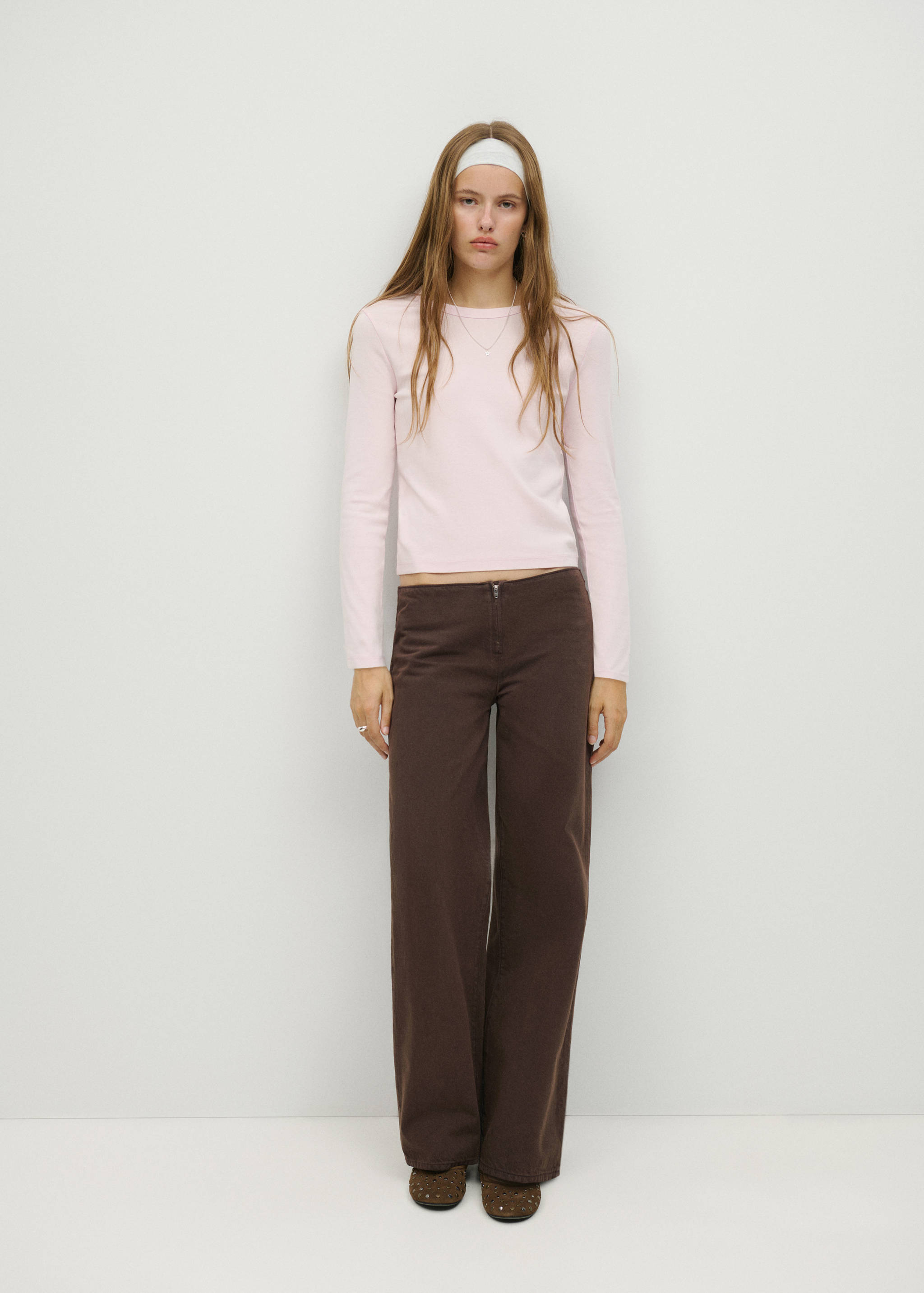 Low-waist straight-leg jeans - General plane