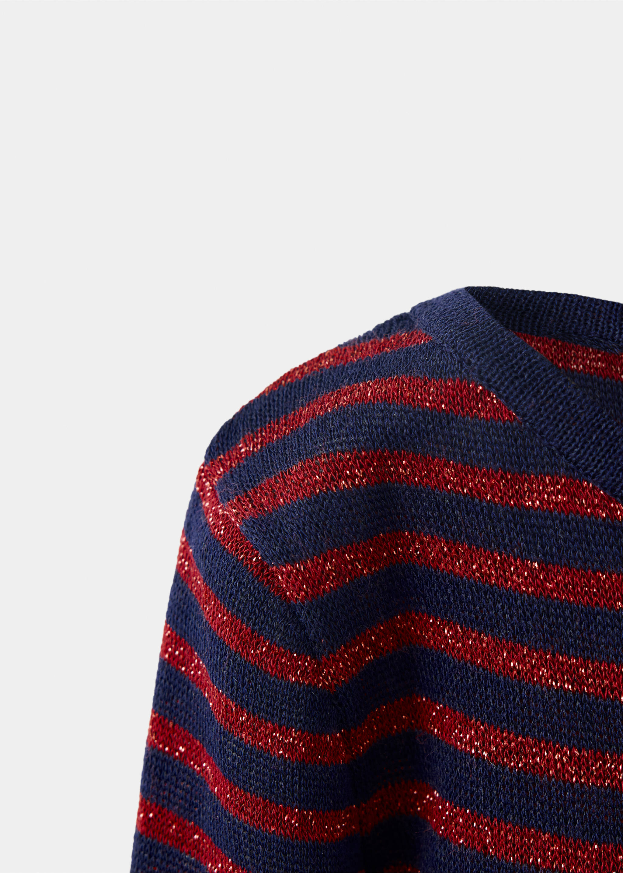 Lurex stripes sweater - Details of the article 8, Navy. Ref: 37015889-00.