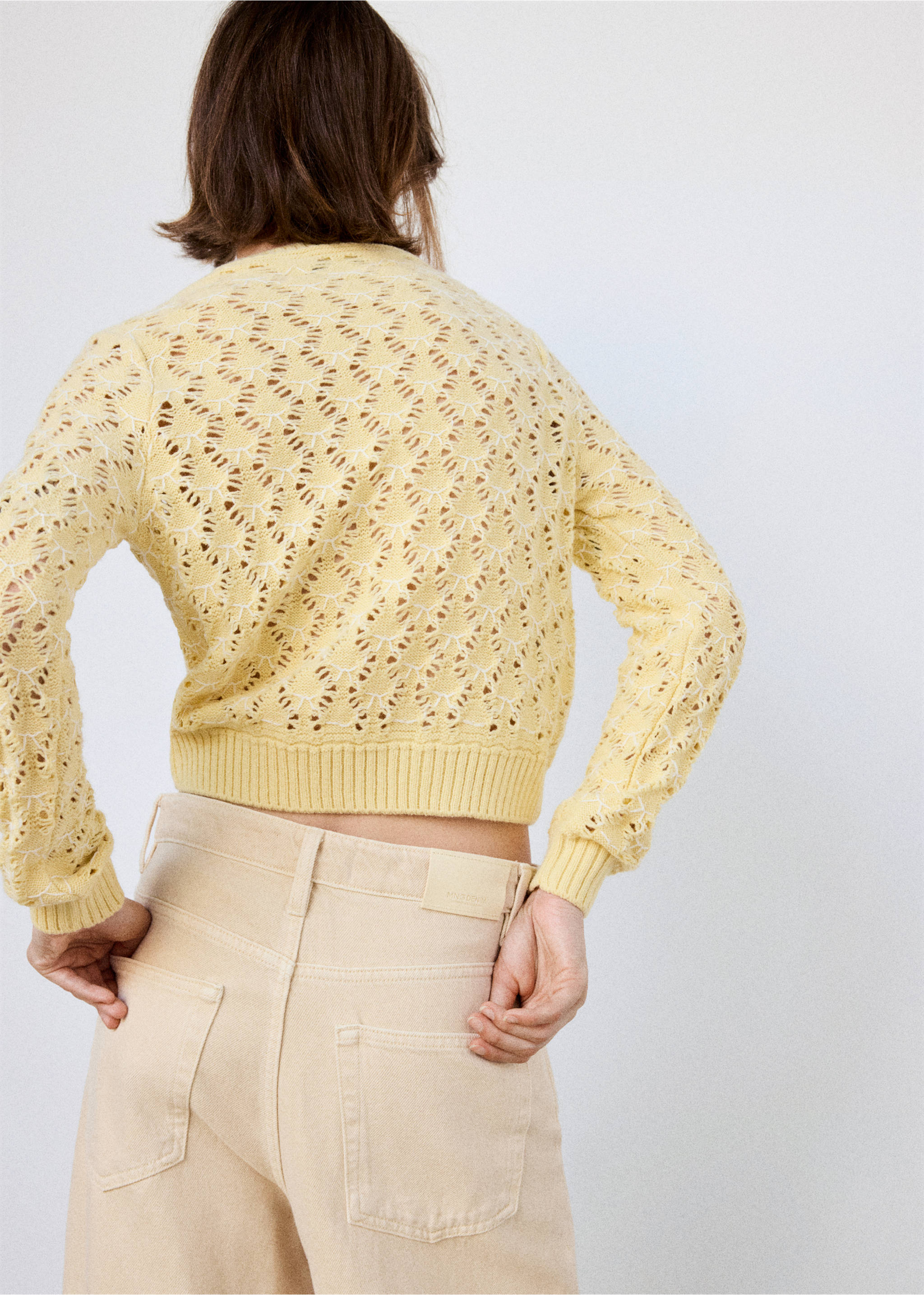 Openwork knit sweater - Reverse of the article, Vanilla. Ref: 37015891-00.