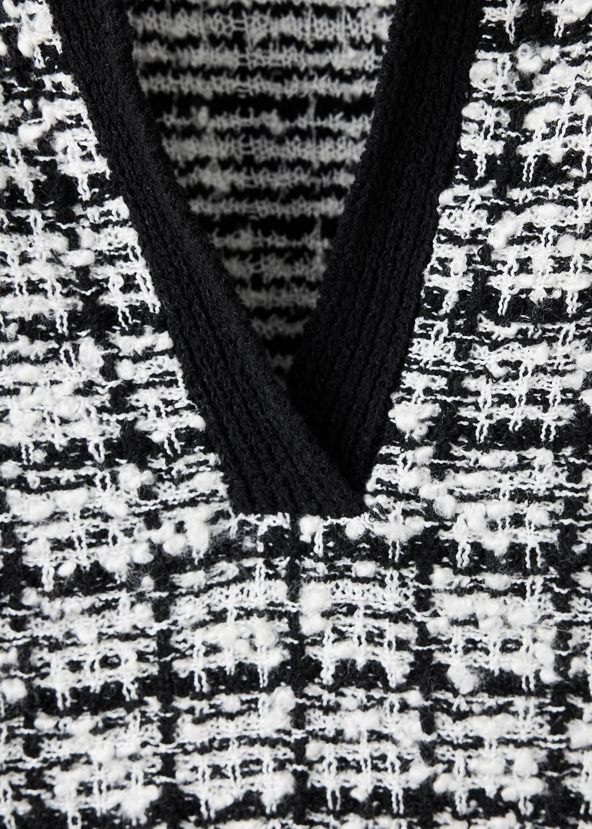 Tweed polo neck jumper — Black