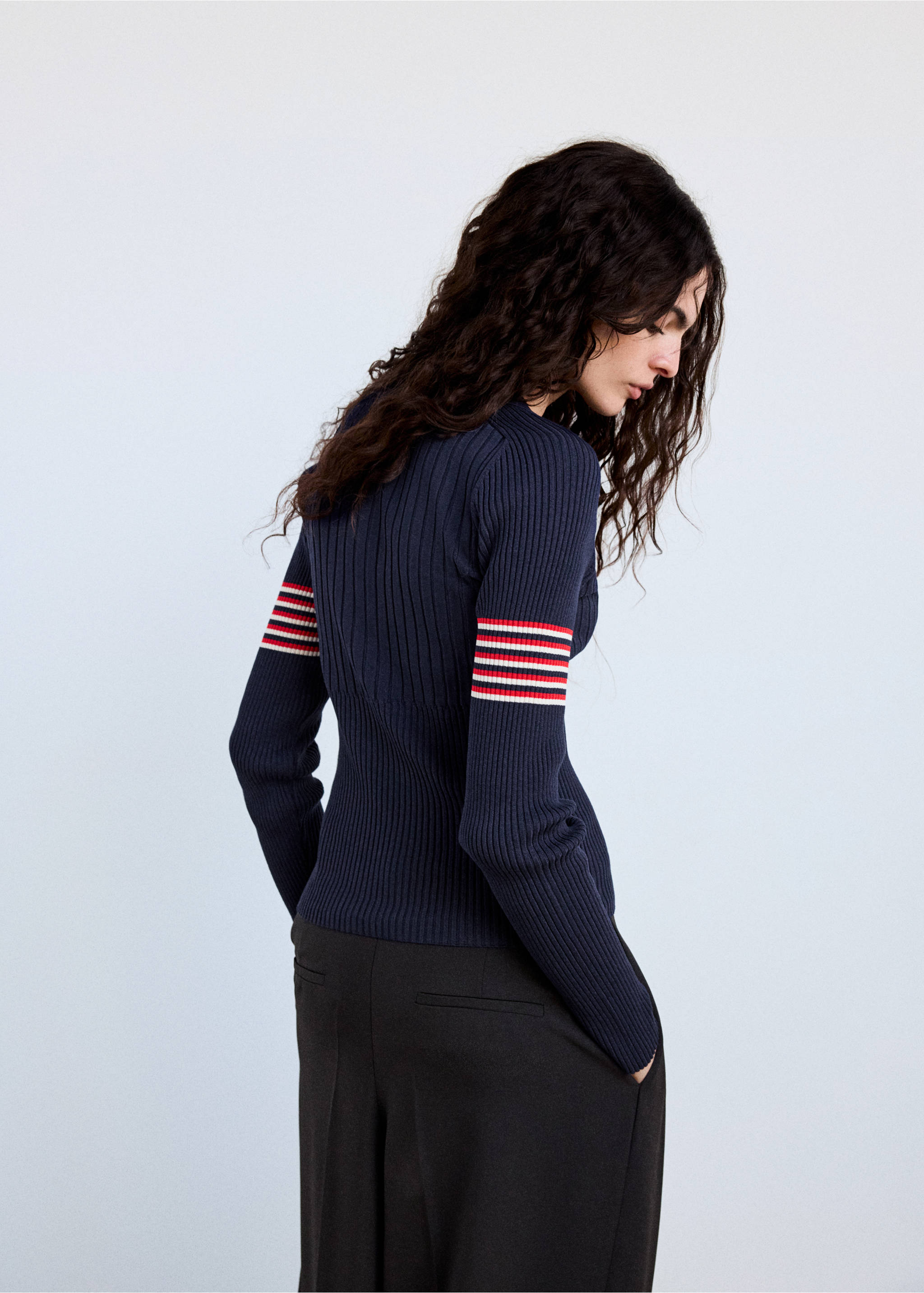 Ribbed sweater with contrast stripes - Reverse of the article, Navy. Ref: 37015896-00.