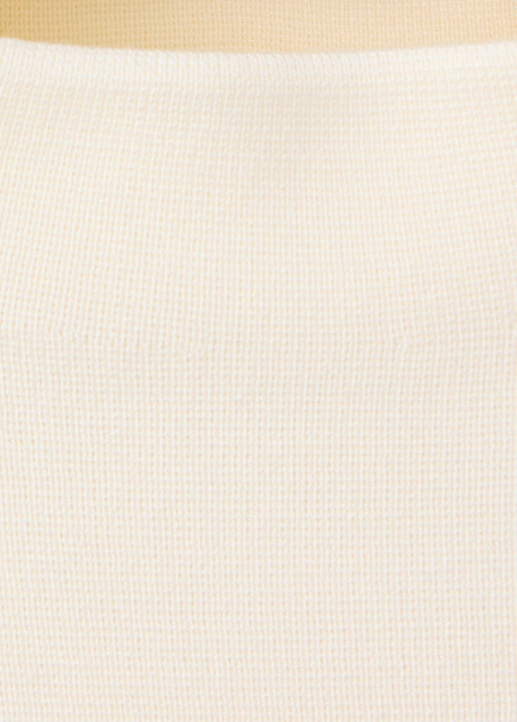 Fine-knit roll-neck jumper — Ecru
