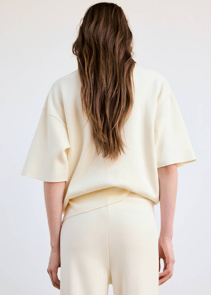 Fine-knit roll-neck jumper — Ecru