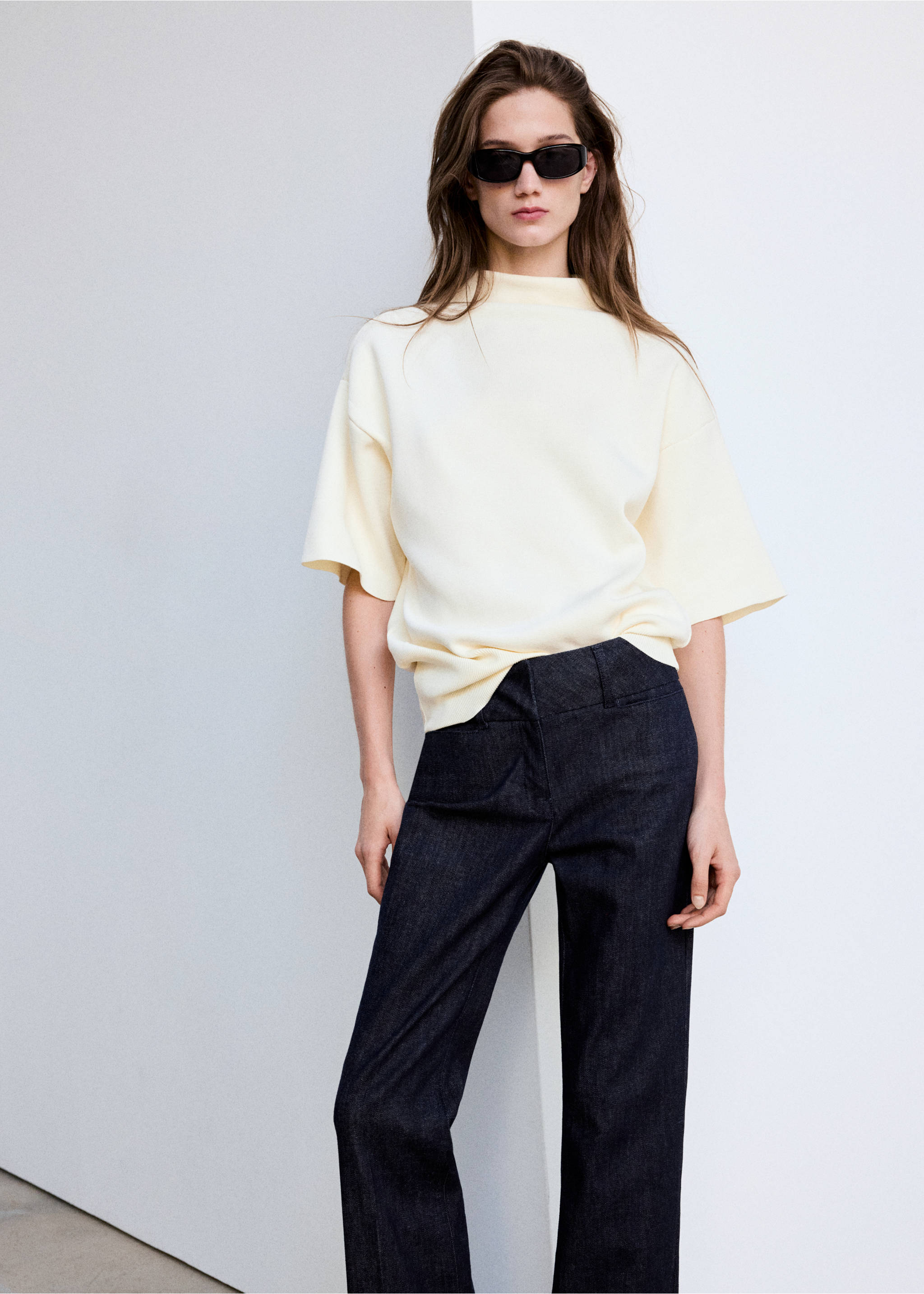 Fine-knit roll-neck jumper - Details of the article 4, Ecru. Ref: 37015897-01.