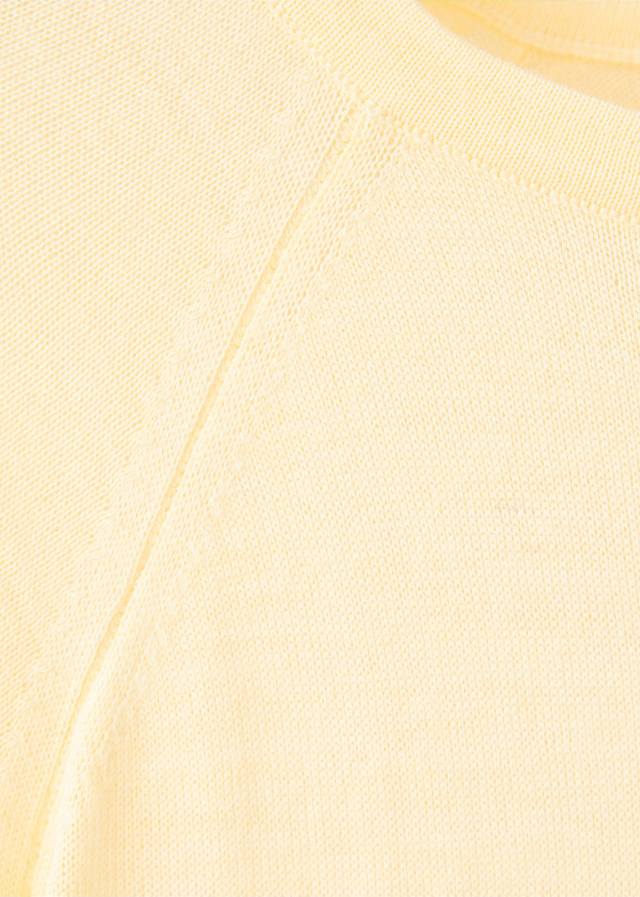 Jersey with back straps - Details of the article 8, Pastel Yellow. Ref: 37015898-00.